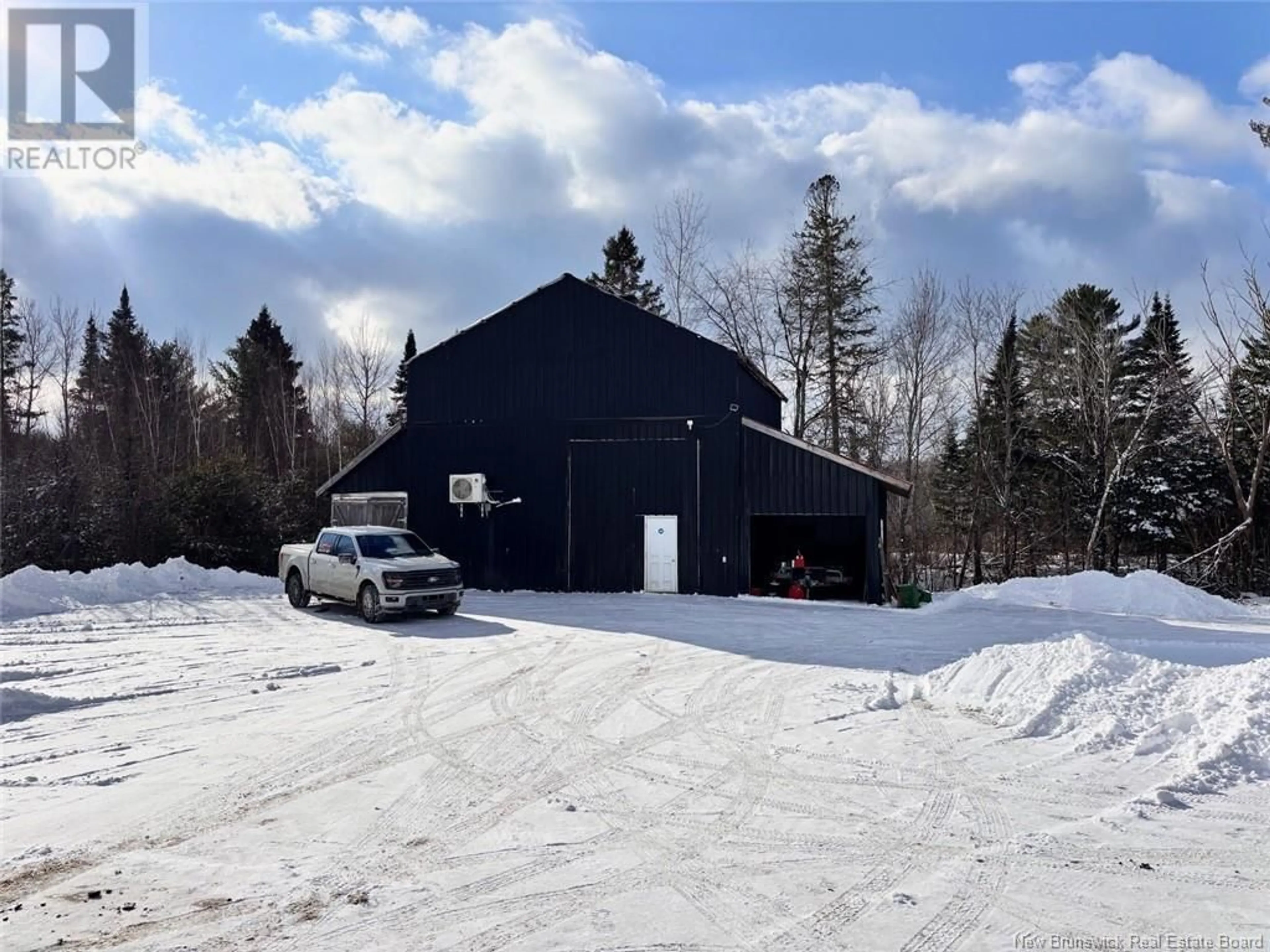 Indoor garage for 432 Scott Siding Road, Scott Siding New Brunswick E5H1W2