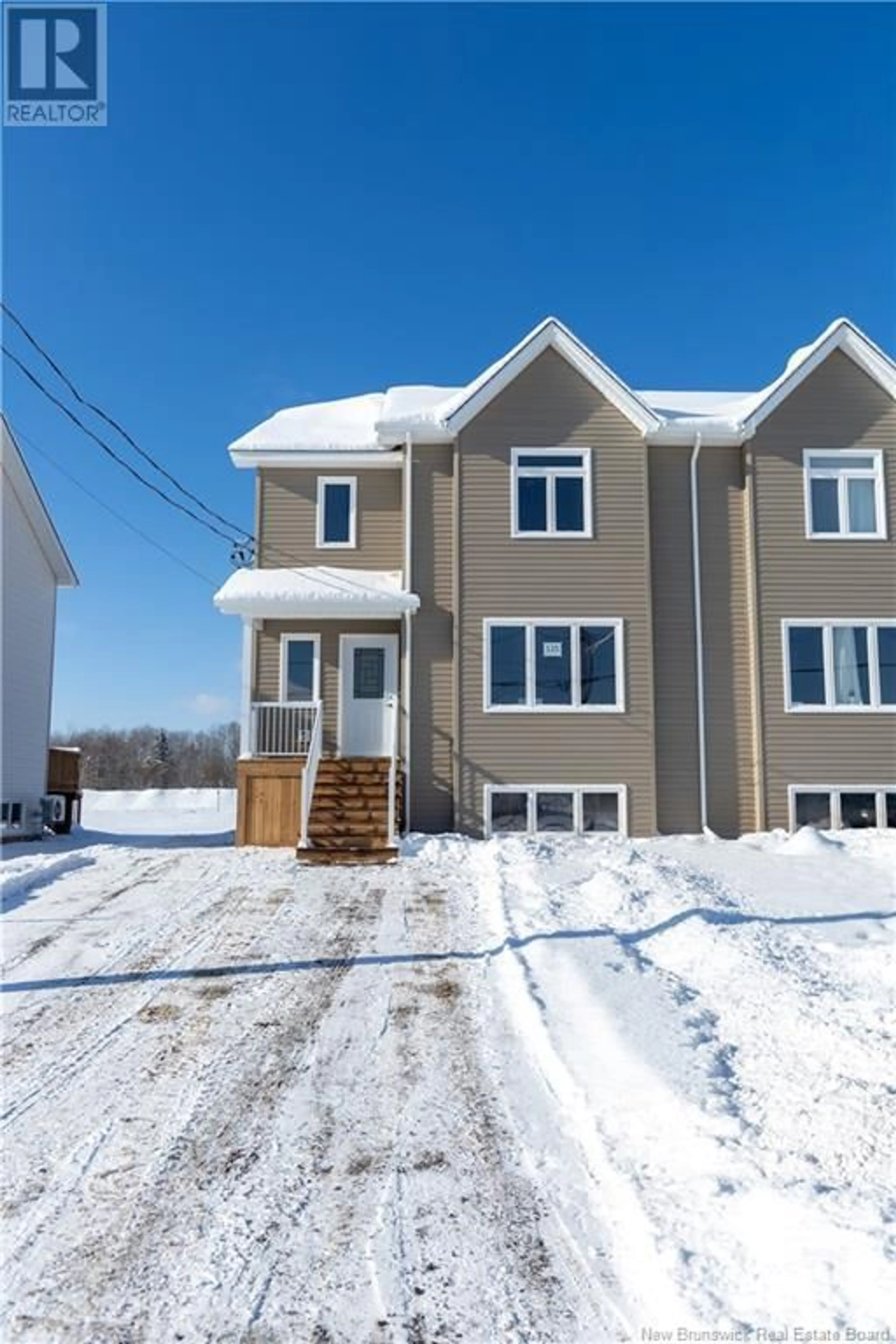 Home with vinyl exterior material, unknown for 125 Ashland Crescent, Riverview New Brunswick E1B5J7