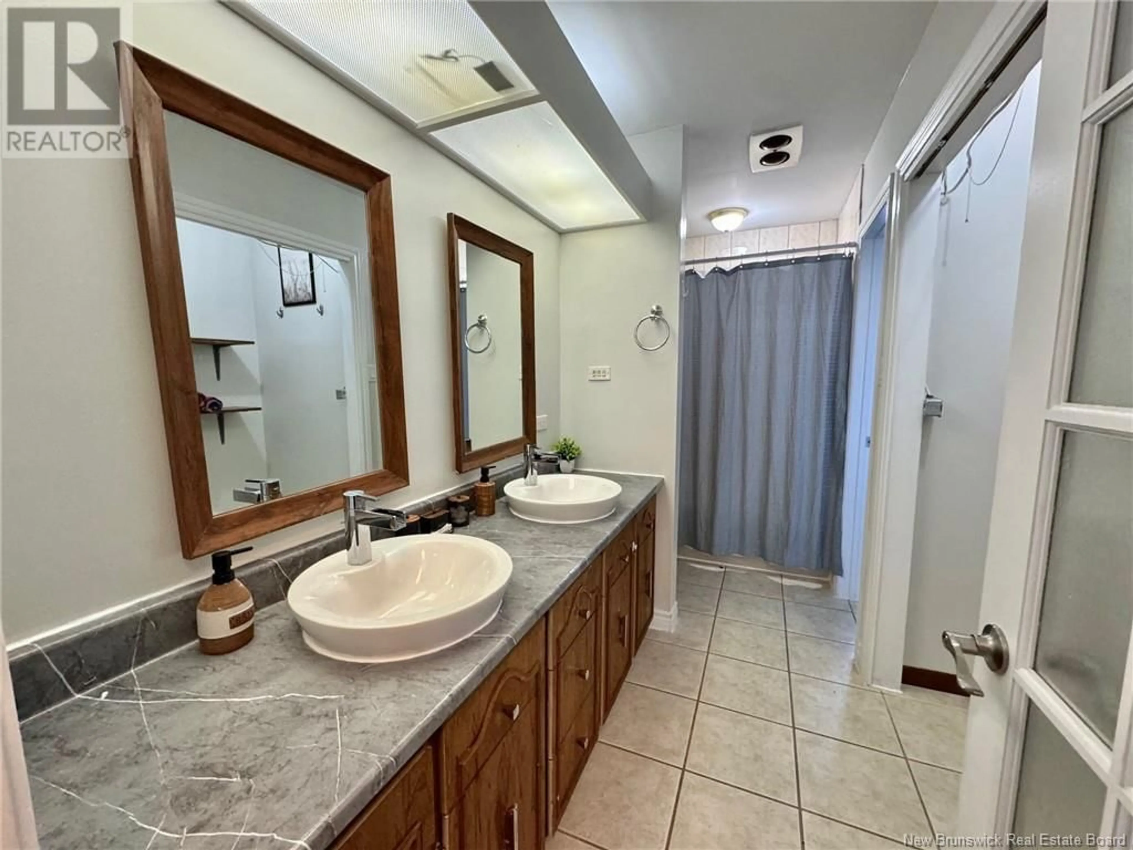 Standard bathroom, ceramic/tile floor for 494 Cameron Street, Dalhousie New Brunswick E8C1J1