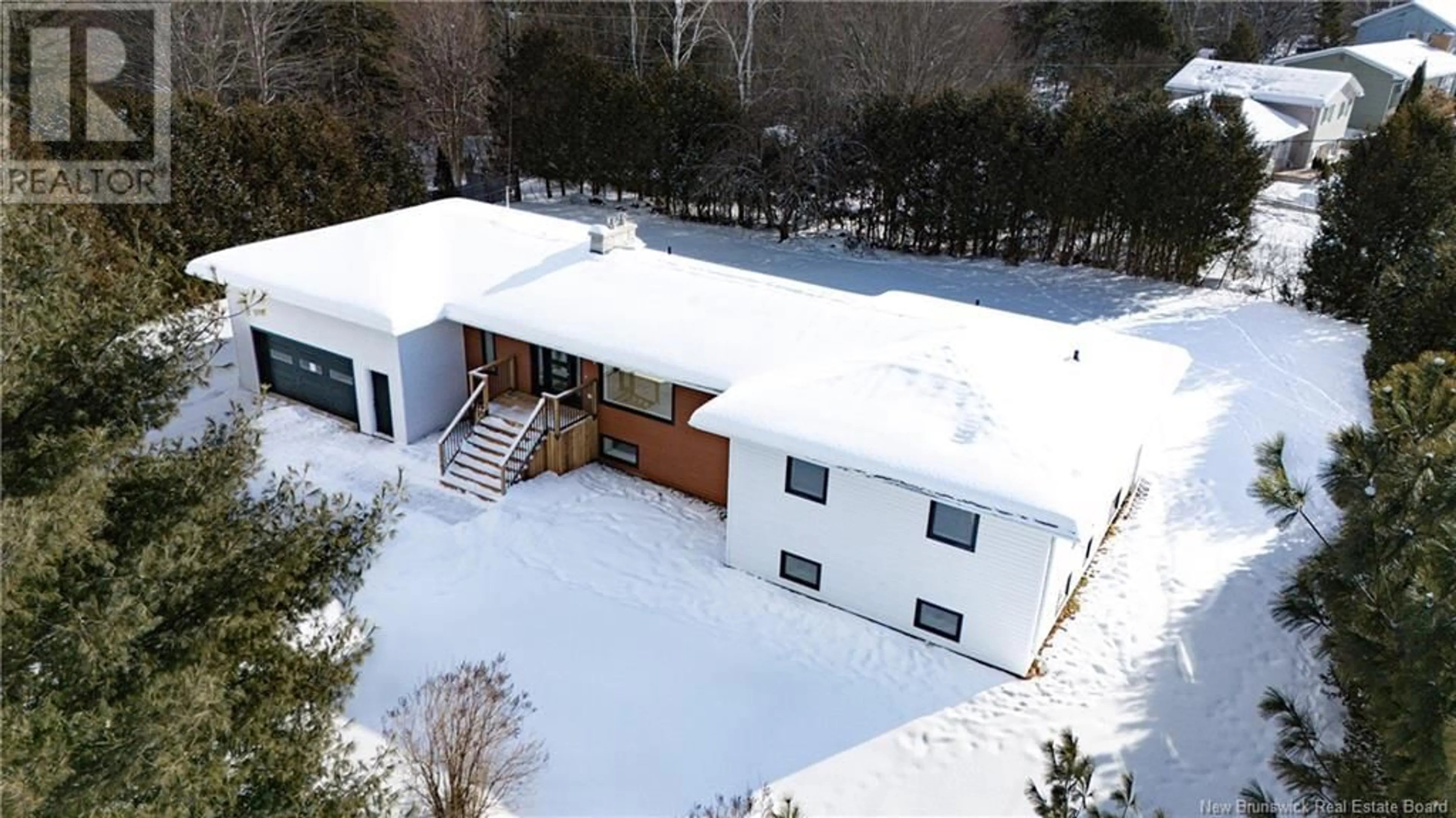 A pic from outside/outdoor area/front of a property/back of a property/a pic from drone, building for 118 Springhill Road, Fredericton New Brunswick E3C1S1