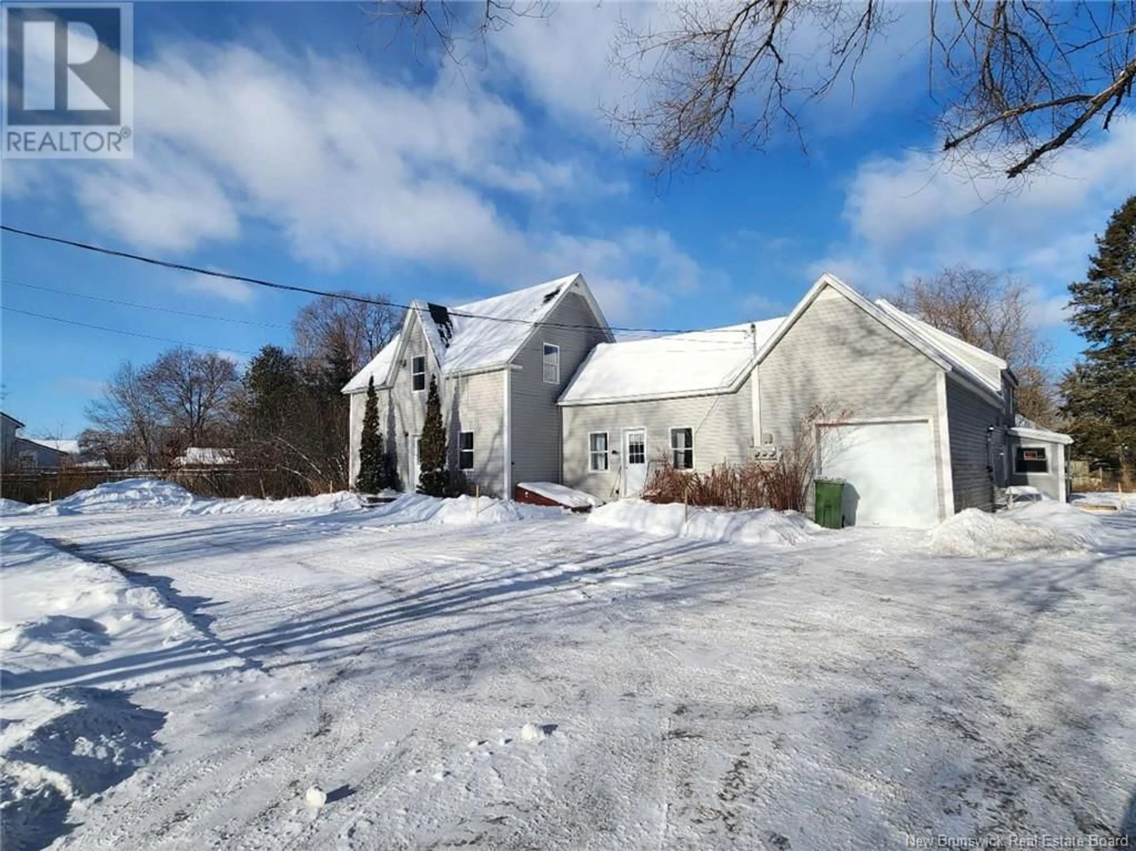 A pic from outside/outdoor area/front of a property/back of a property/a pic from drone, street for 279 Sunset Drive, Fredericton New Brunswick E3A1B1