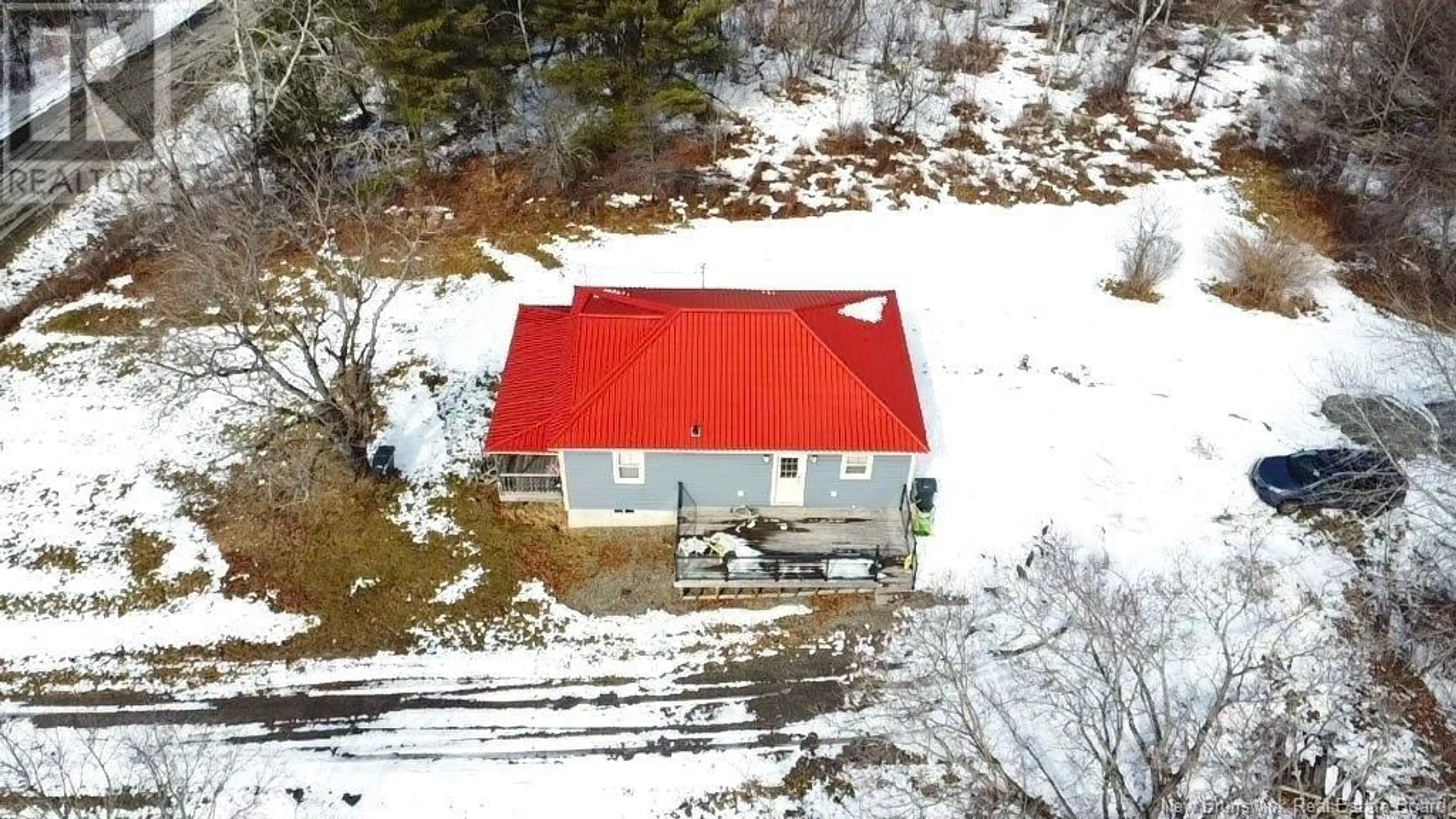 A pic from outside/outdoor area/front of a property/back of a property/a pic from drone, building for 204 LEDGE ROAD, Dufferin New Brunswick E3L3P2