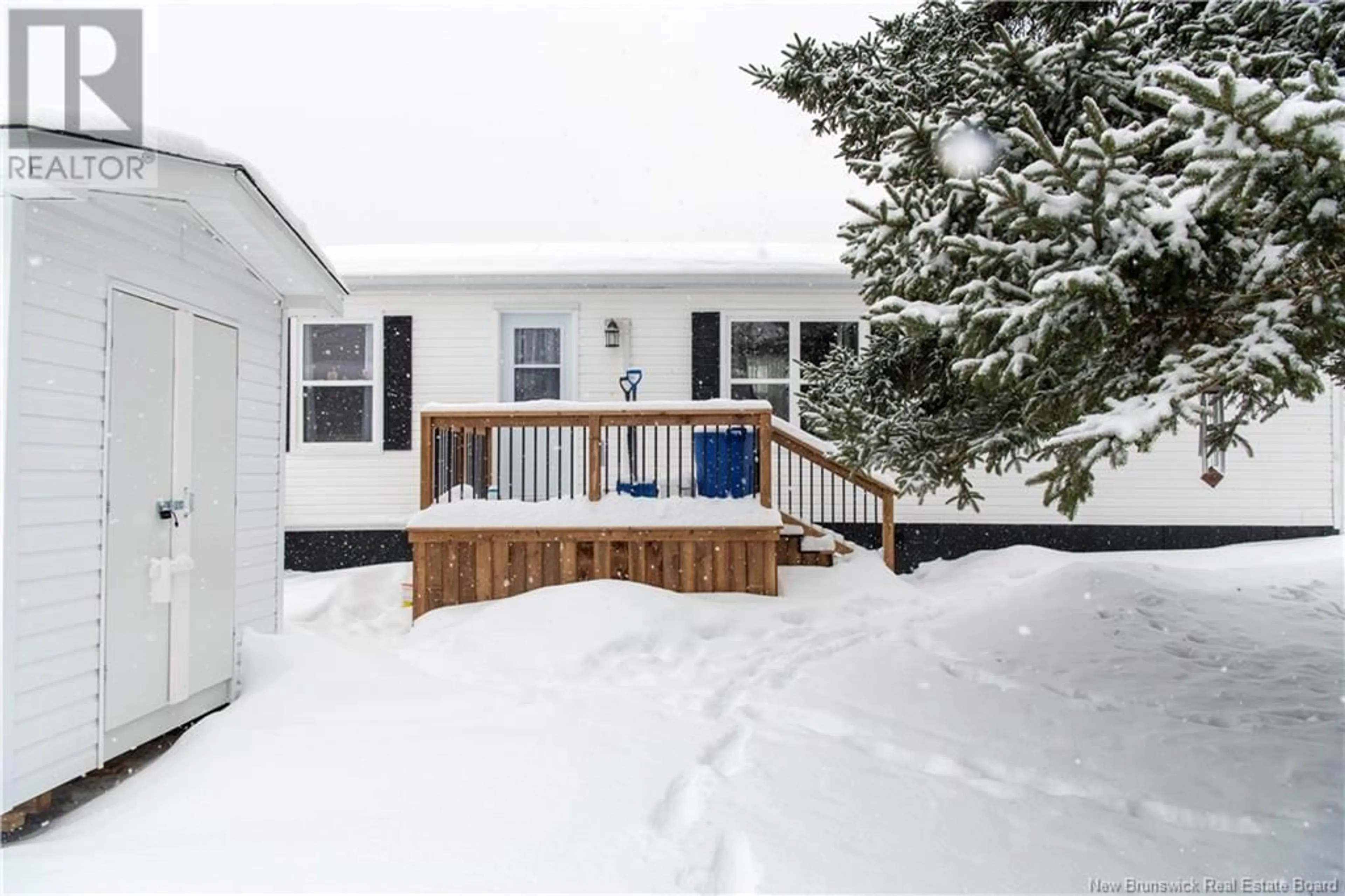 Patio, street for 11 CONDON CRESCENT, Lakeville New Brunswick E1H1O6