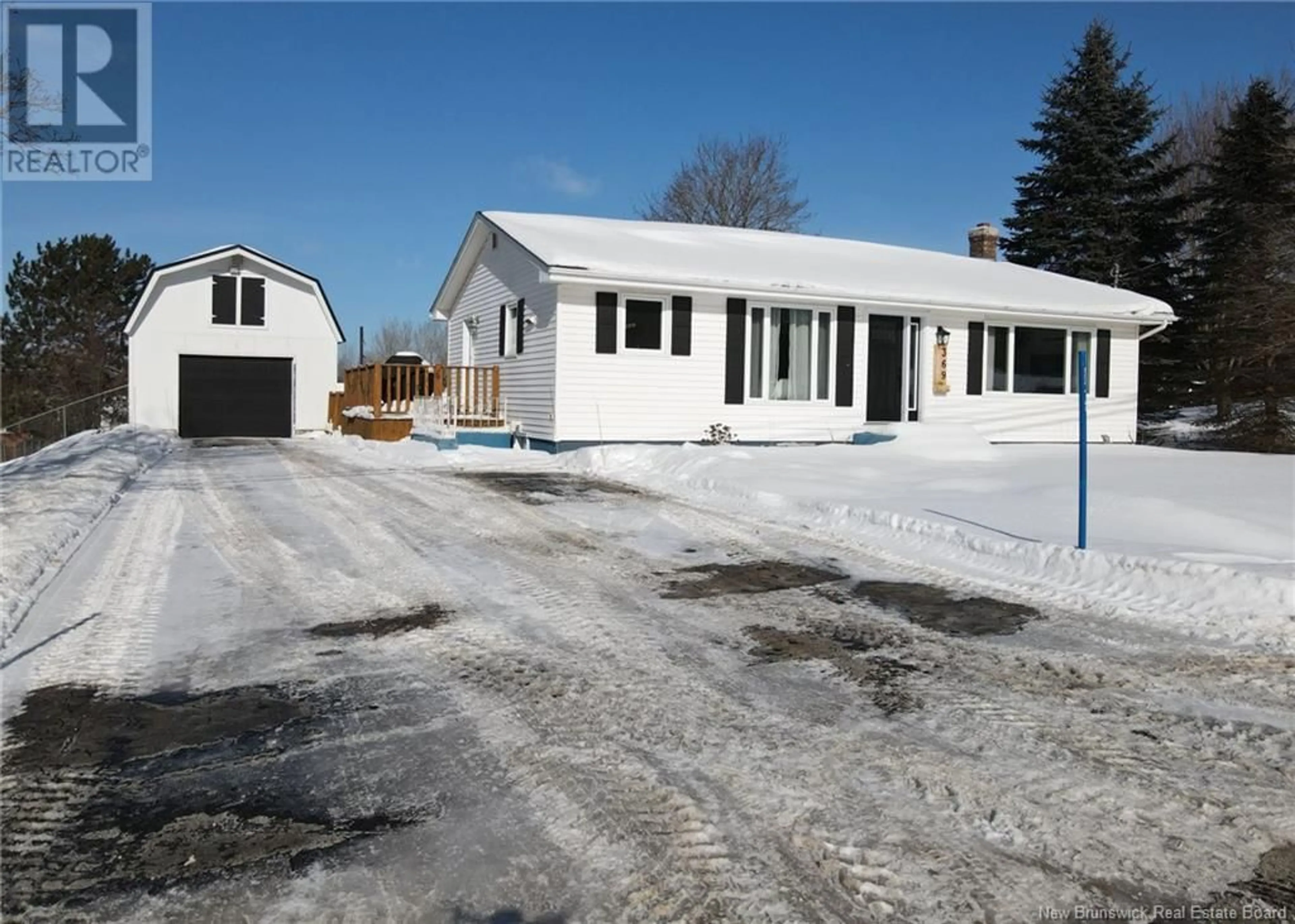 A pic from outside/outdoor area/front of a property/back of a property/a pic from drone, street for 369 Marguerite, Dieppe New Brunswick E1A7N7