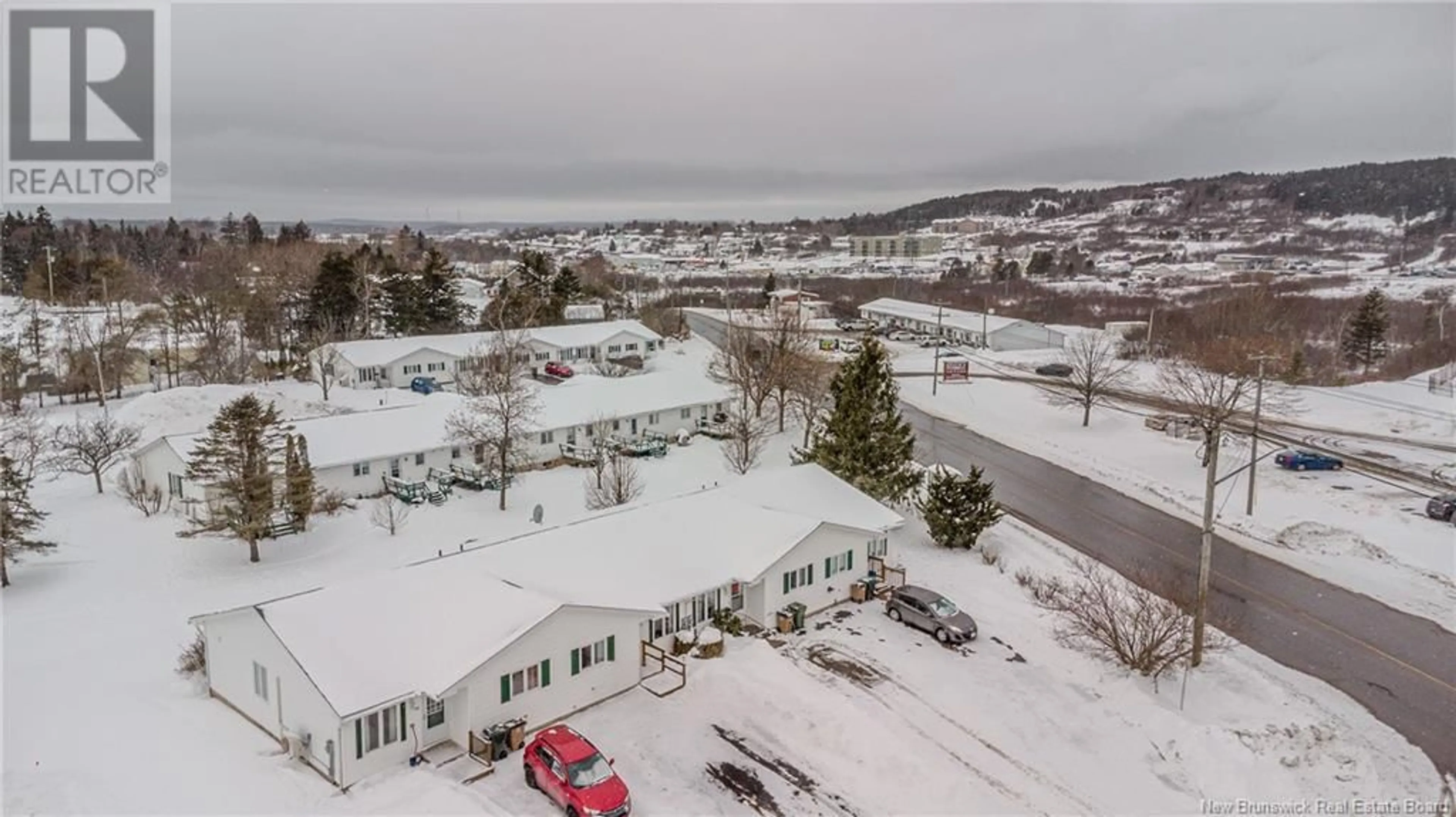 A pic from outside/outdoor area/front of a property/back of a property/a pic from drone, mountain view for 8 Jillian Court, Saint John New Brunswick E2J4L9