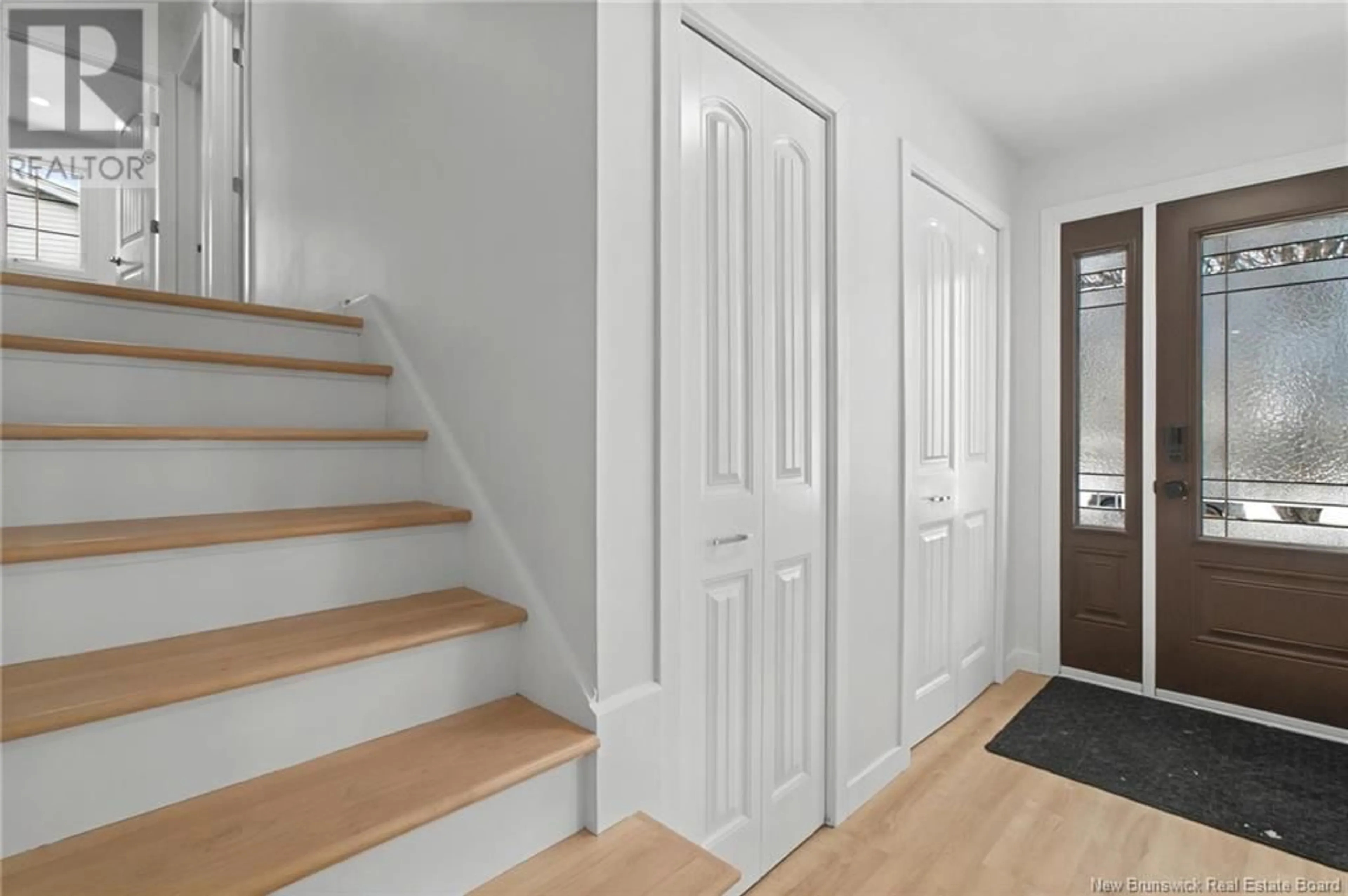 Indoor entryway for 22 Wallace Court, Riverview New Brunswick E1B3T1