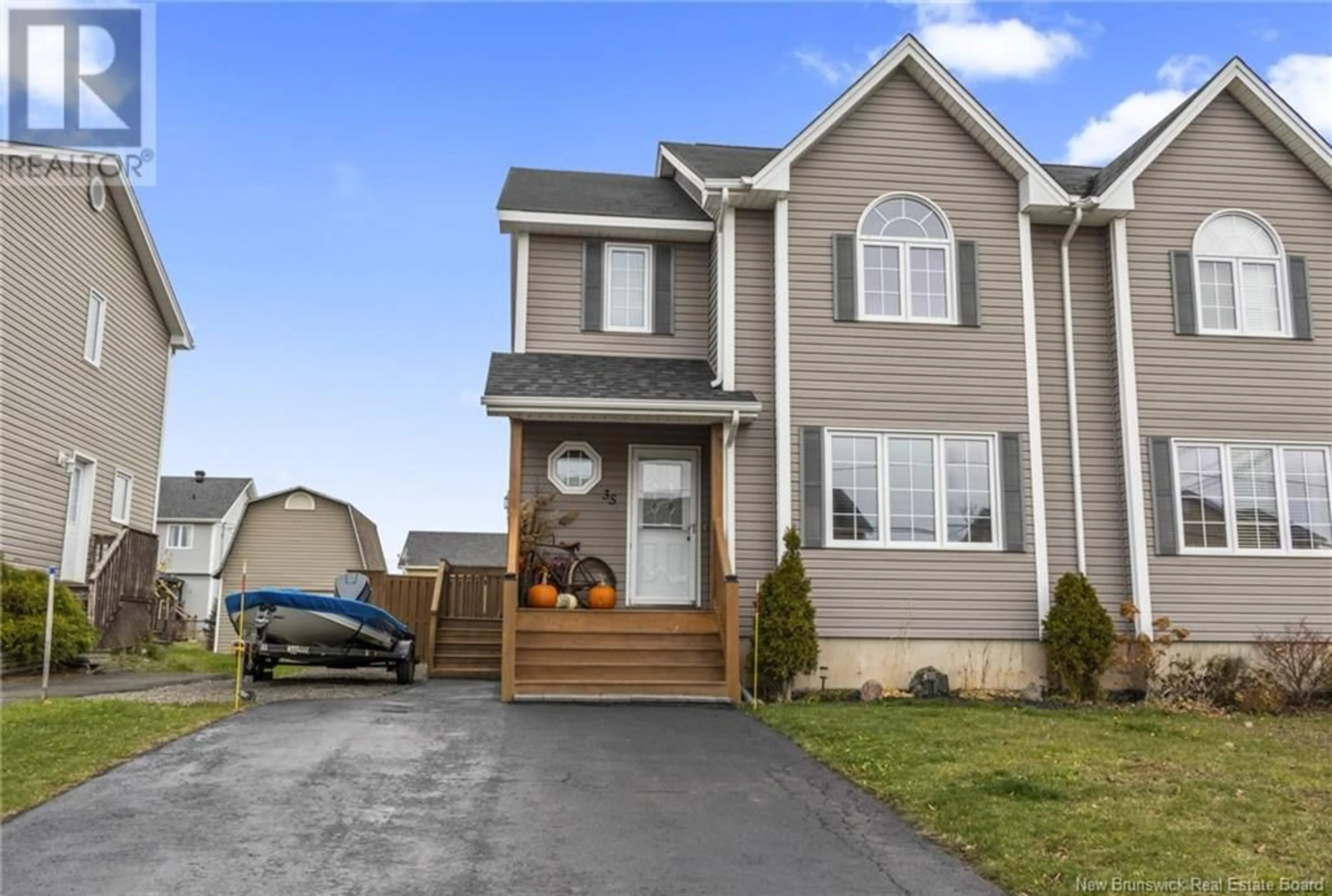 Home with vinyl exterior material, street for 35 Limestone, Moncton New Brunswick E1G5P3