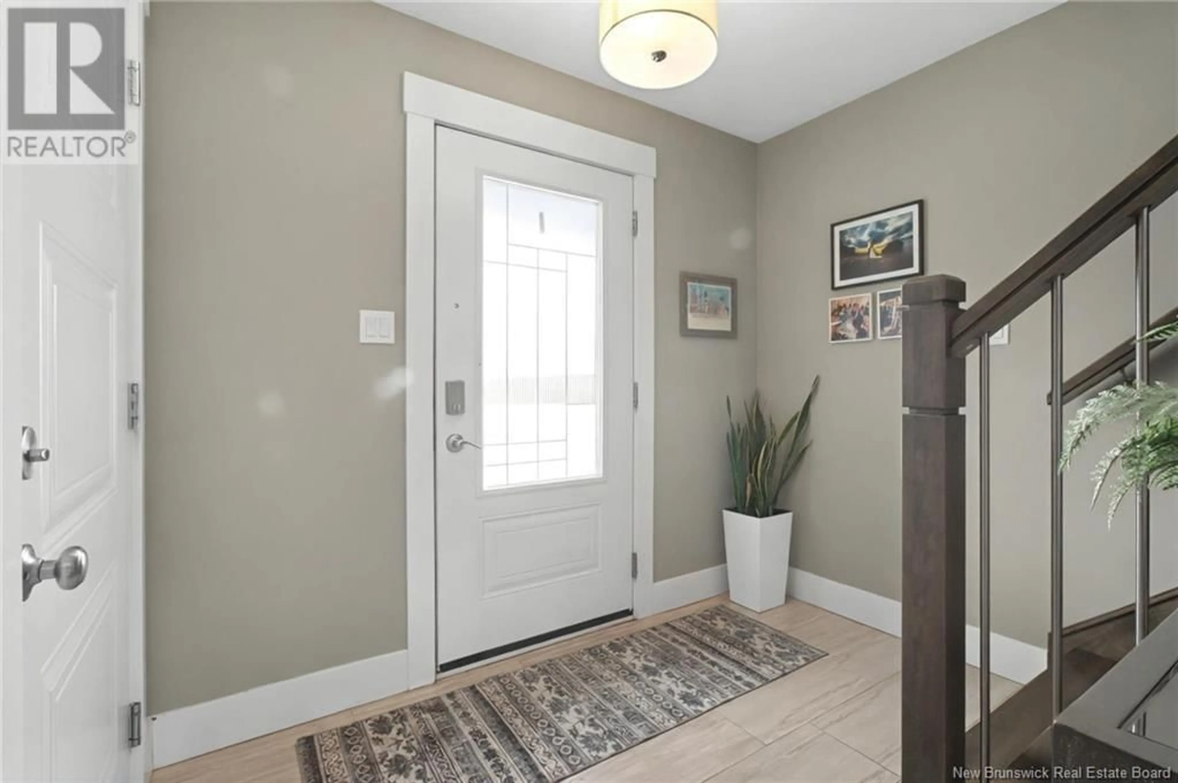 Indoor entryway for 170 Falcon Drive, Moncton New Brunswick E1G5Z1