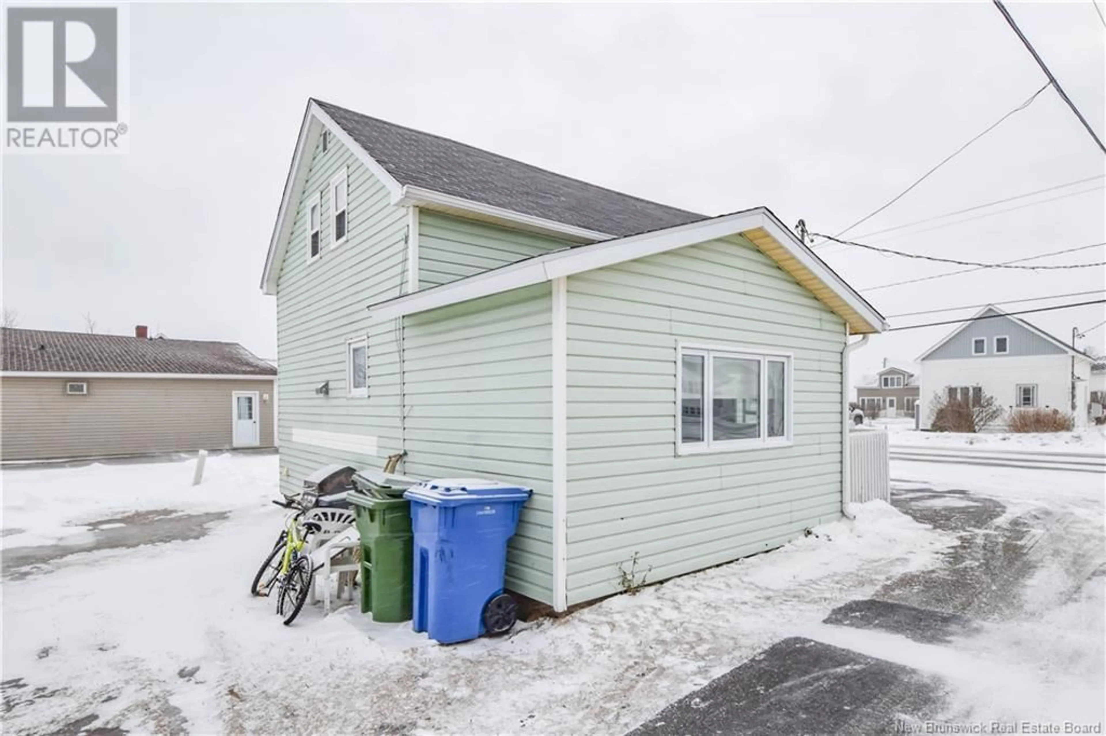 Shed for 1274 rue Principale Street, Le Goulet New Brunswick E8S2C6