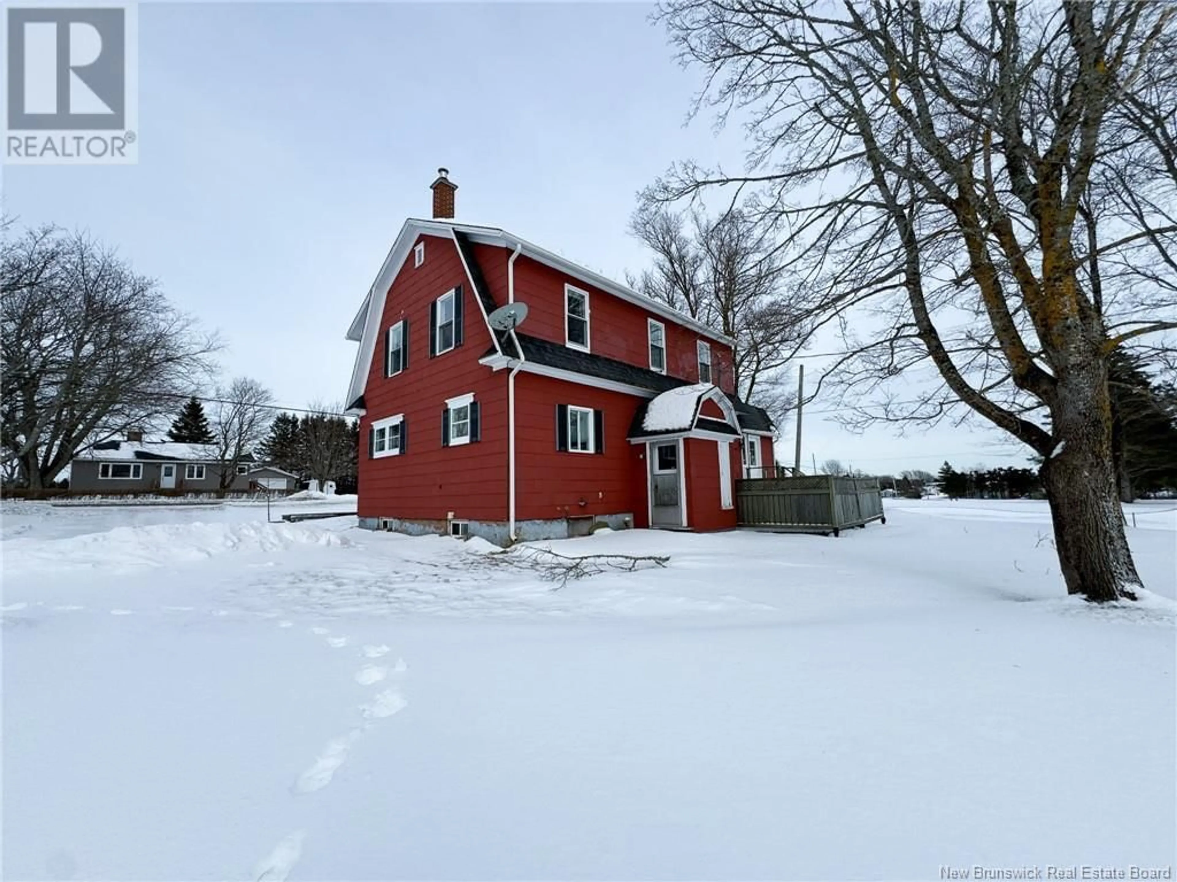 A pic from outside/outdoor area/front of a property/back of a property/a pic from drone, street for 50 Fairfield Road, Sackville New Brunswick E4L2X8