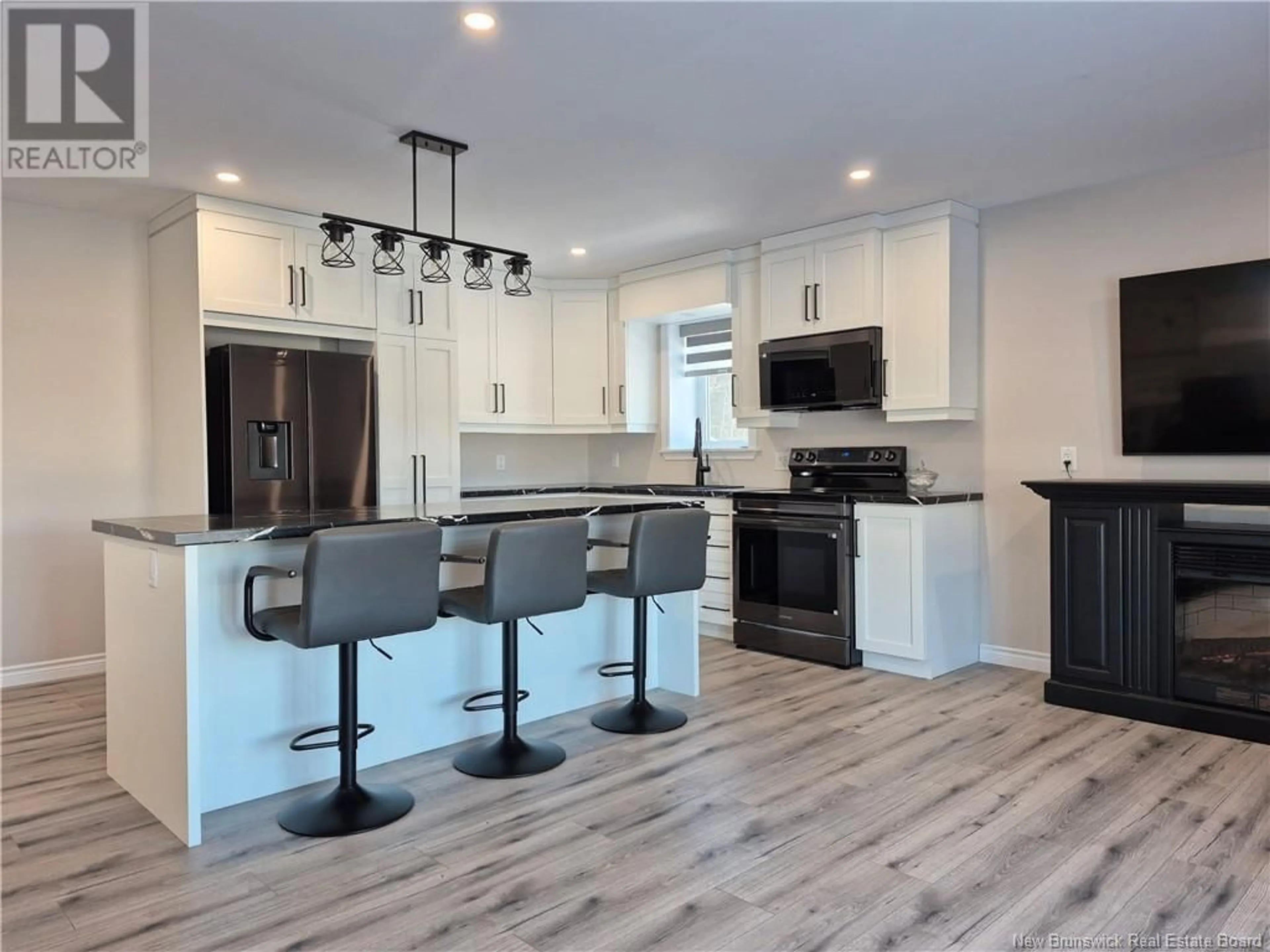 Open concept kitchen, unknown for 162 RUE PRINCIPALE, Pointe-Verte New Brunswick E8J2W5