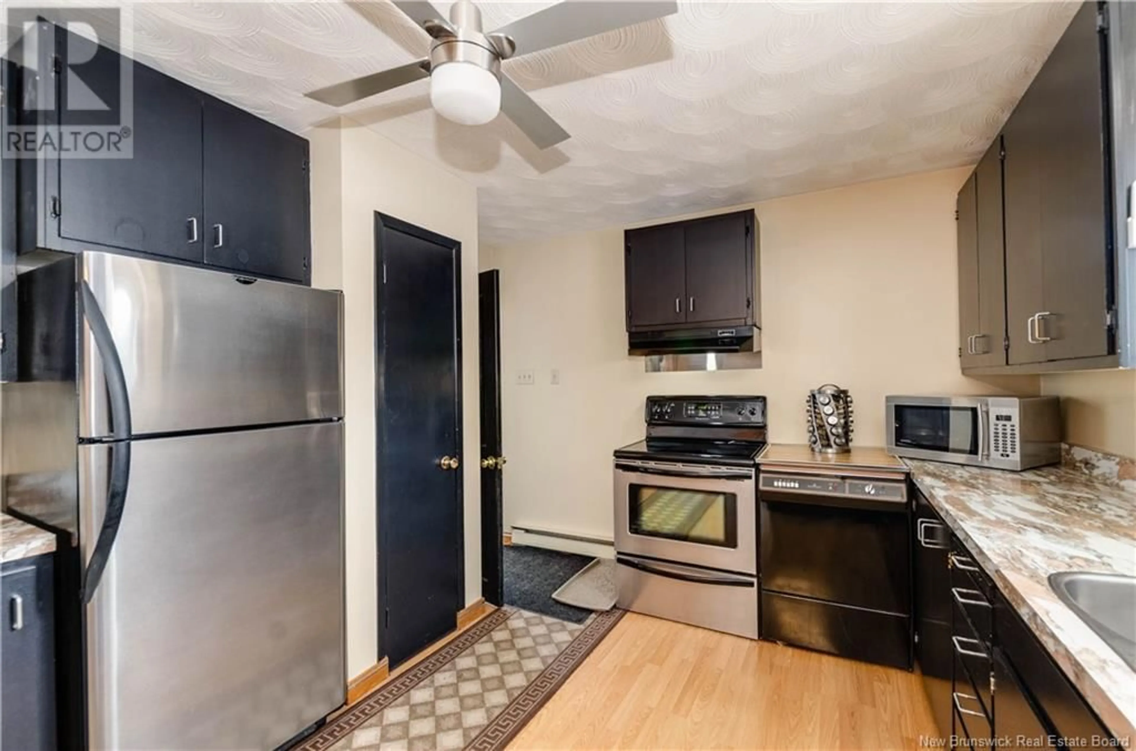 Standard kitchen, unknown for 308 LOWER MOUNTAIN ROAD, Boundary Creek New Brunswick E1G4C5