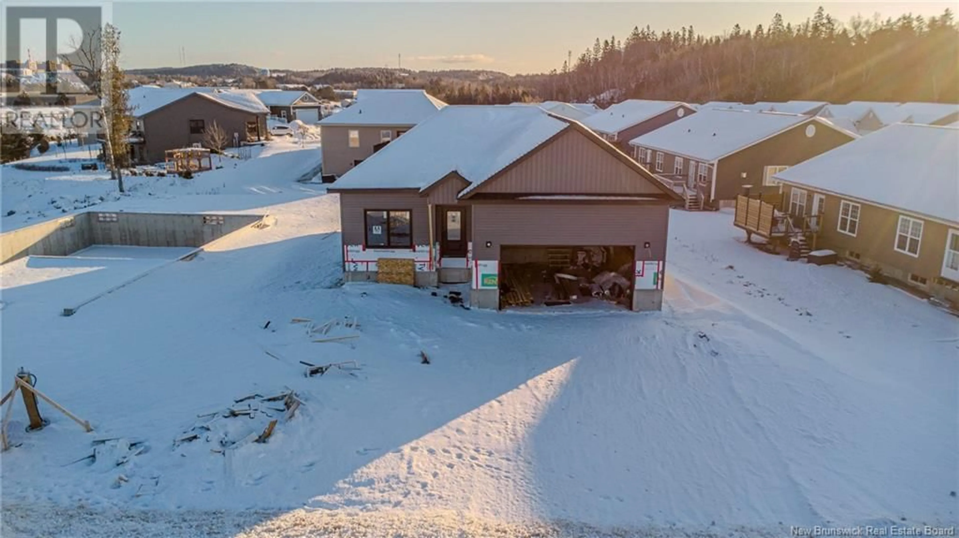 A pic from outside/outdoor area/front of a property/back of a property/a pic from drone, unknown for 75 Cambridge Drive, Saint John New Brunswick E2K5T3