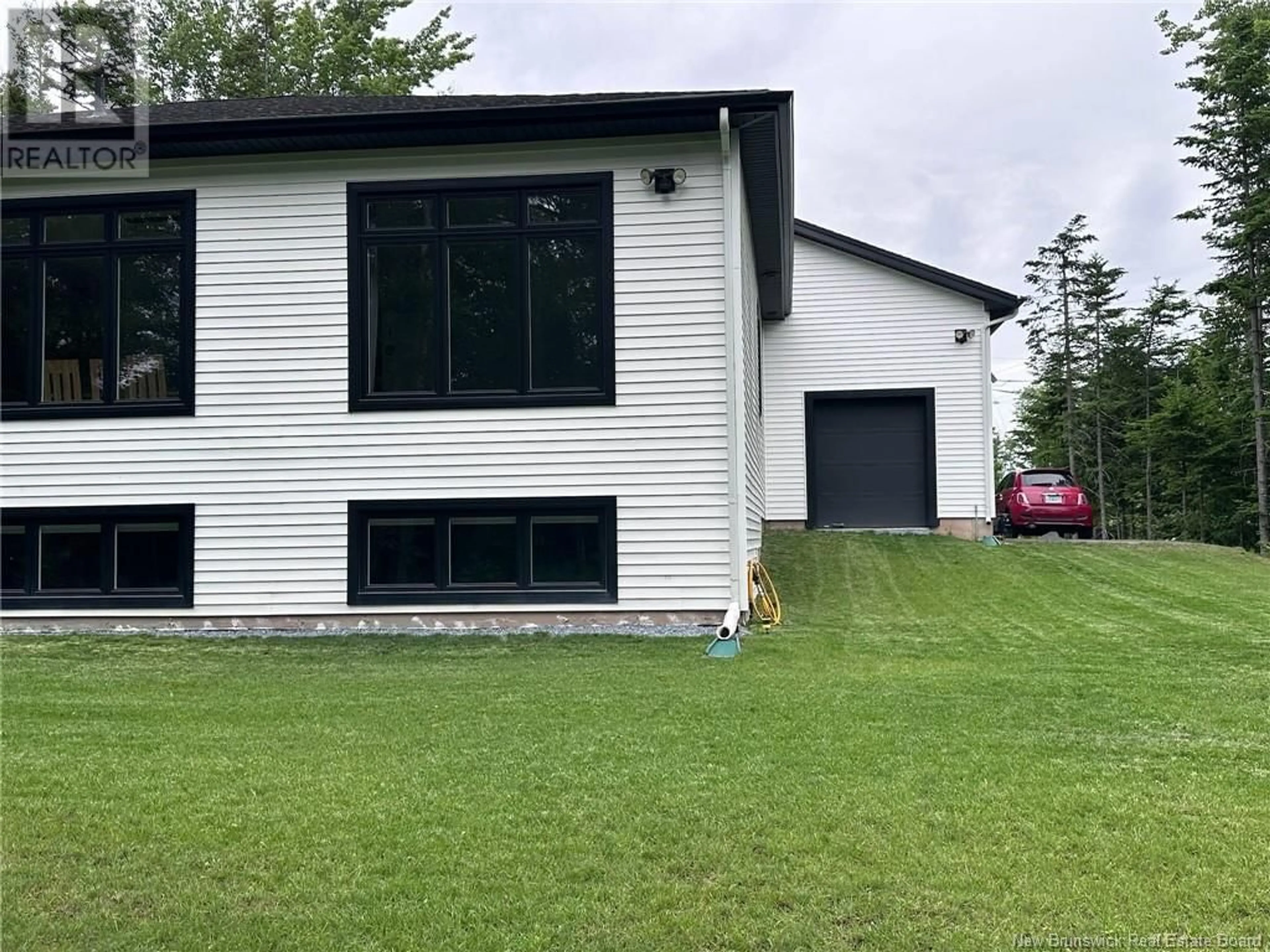 Home with vinyl exterior material, unknown for 143 Langton Lane, Irishtown New Brunswick E1H0M3