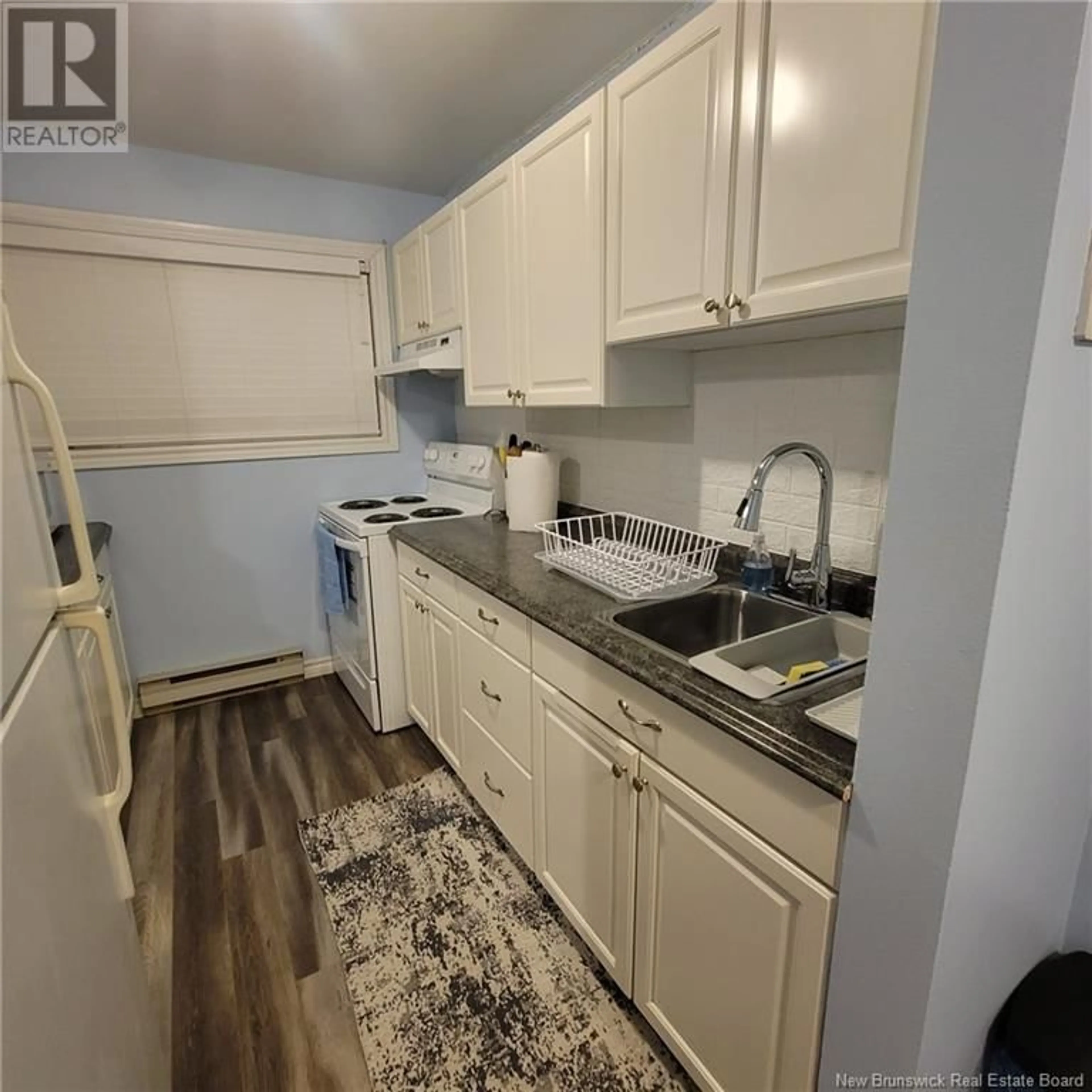 Standard kitchen, unknown for 24 Suffolk Unit# 13, Riverview New Brunswick E1B4K6