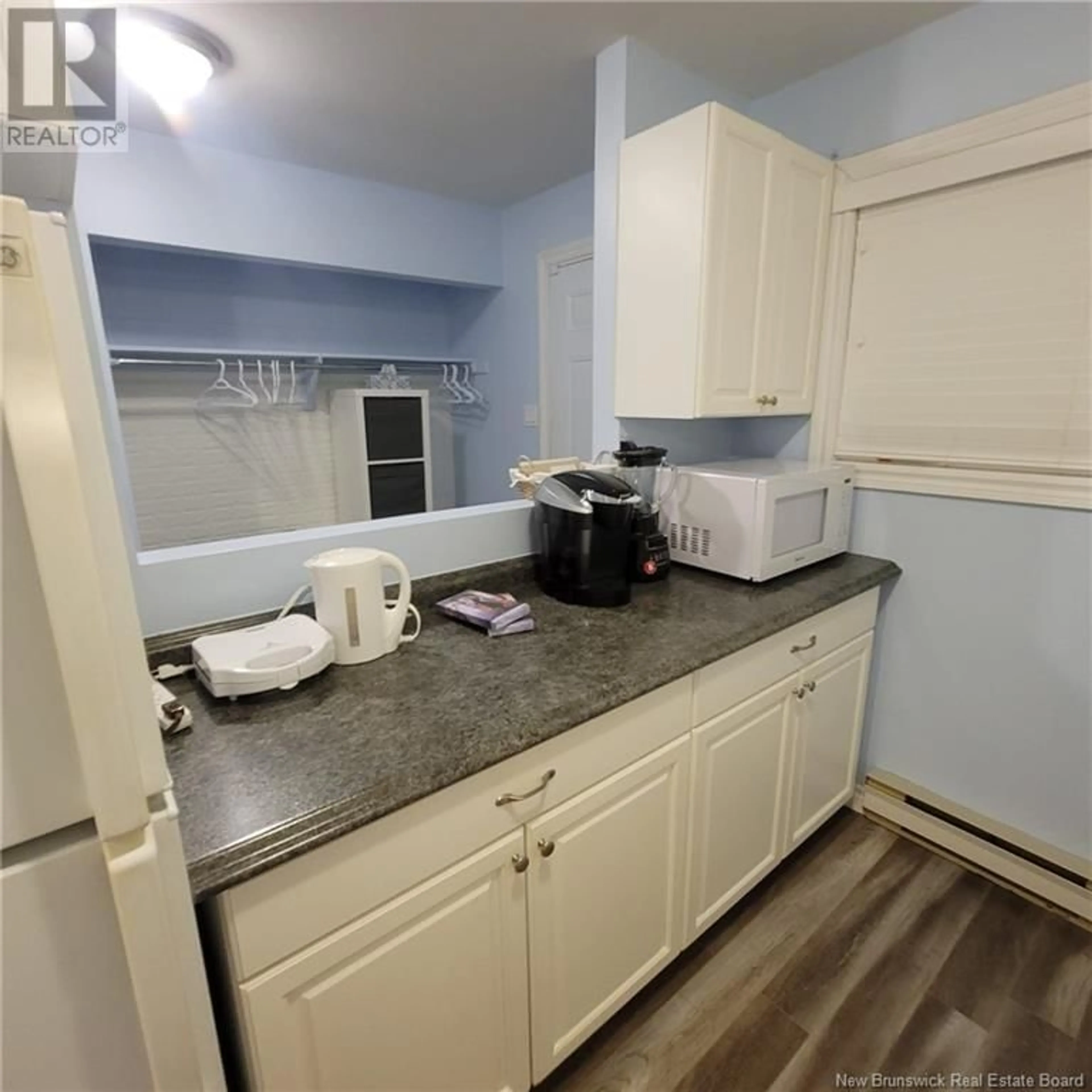 Standard kitchen, unknown for 24 Suffolk Unit# 13, Riverview New Brunswick E1B4K6