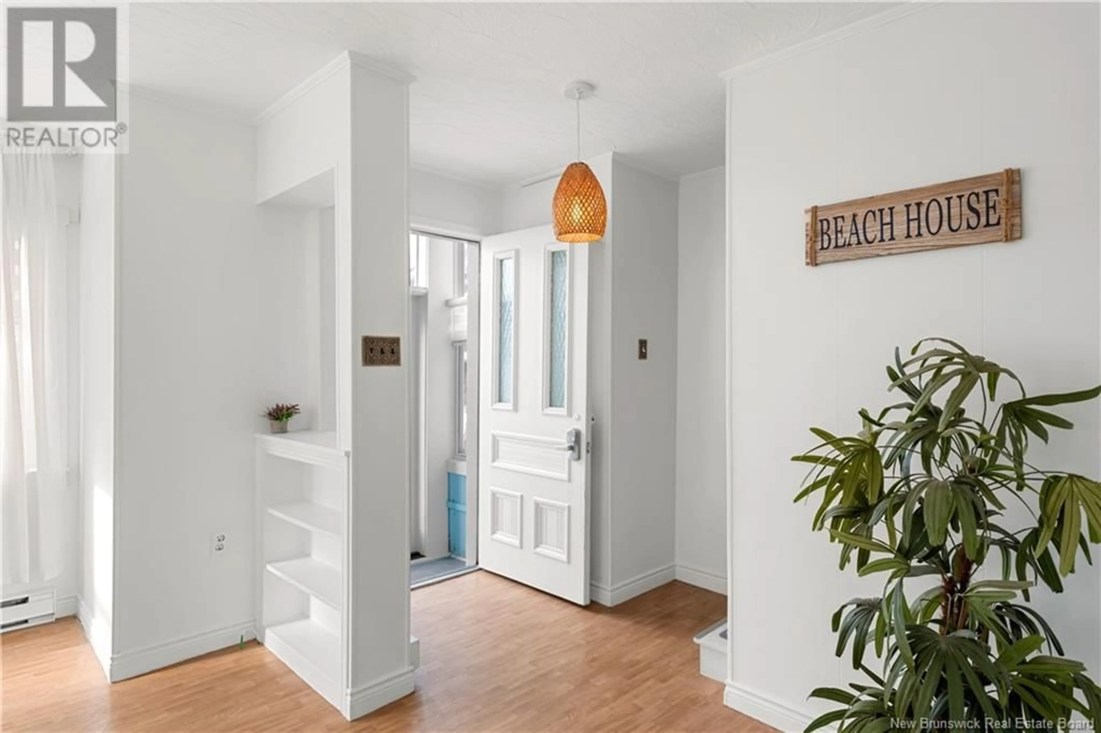 Indoor entryway for 8 SAINT JOSEPH STREET, Shediac New Brunswick E4P2R7