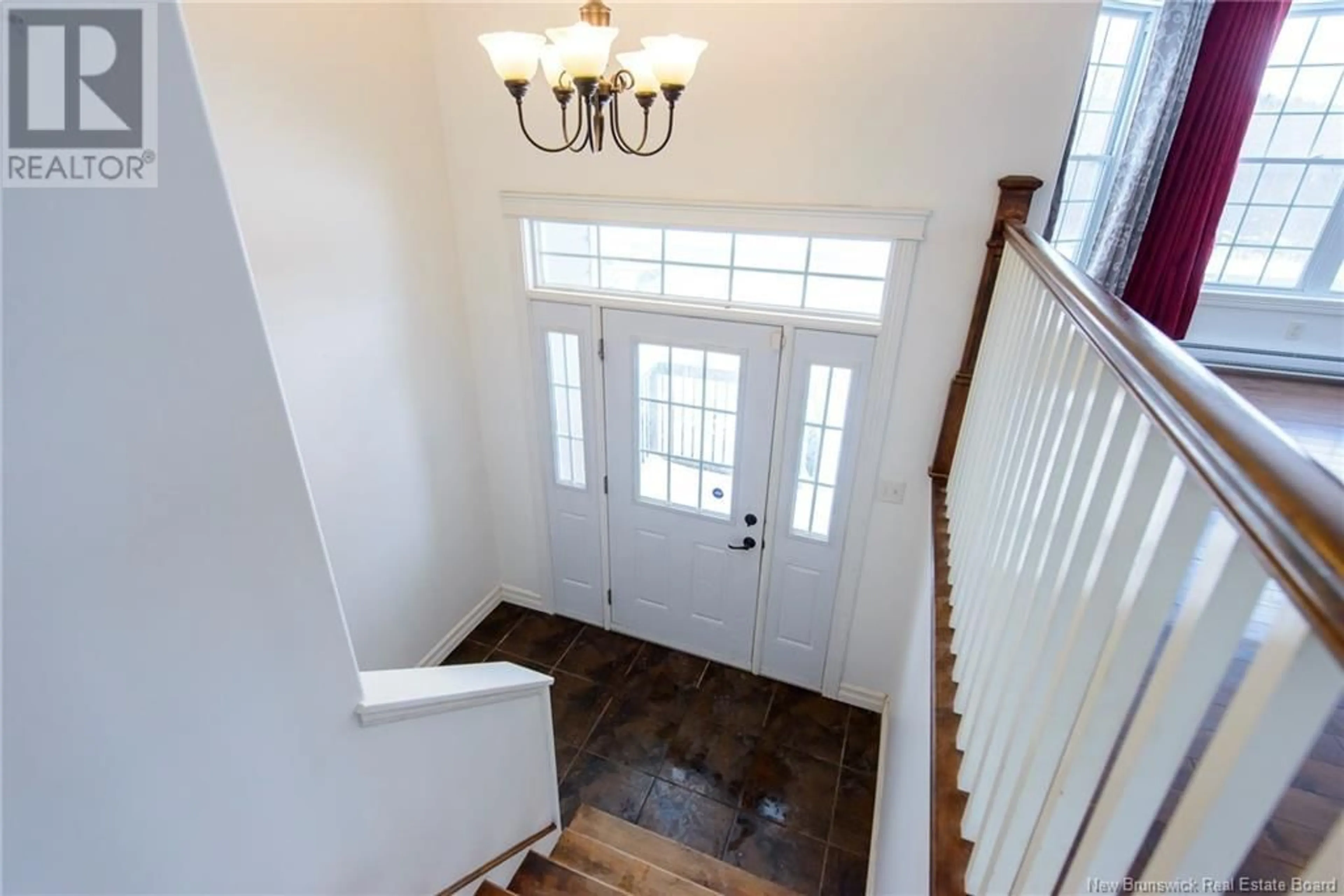 Indoor entryway for 2720 Golden Grove Road, Saint John New Brunswick E2S2T7