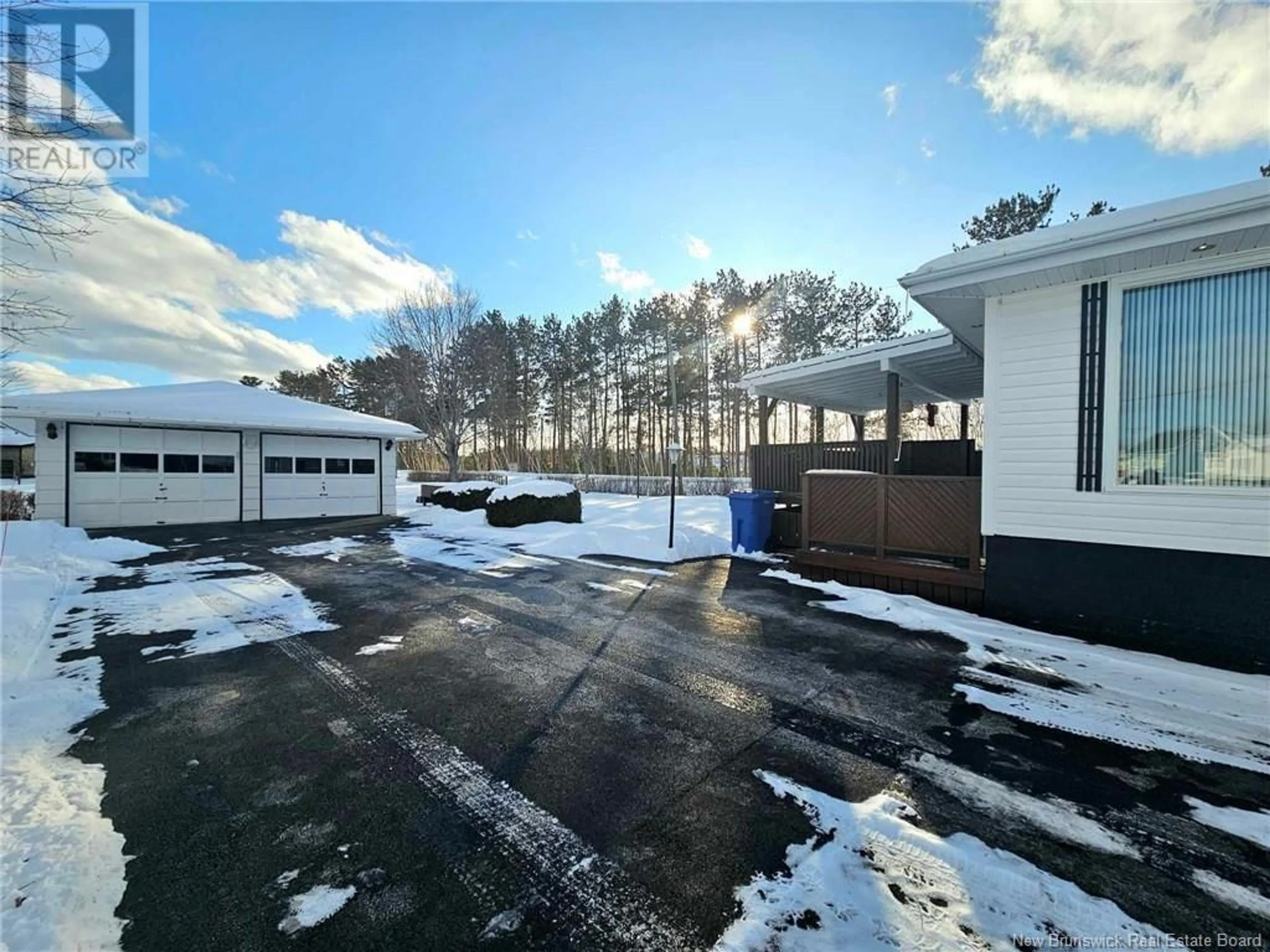 A pic from outside/outdoor area/front of a property/back of a property/a pic from drone, street for 550 Patterson Crescent, Bathurst New Brunswick E2A2A1