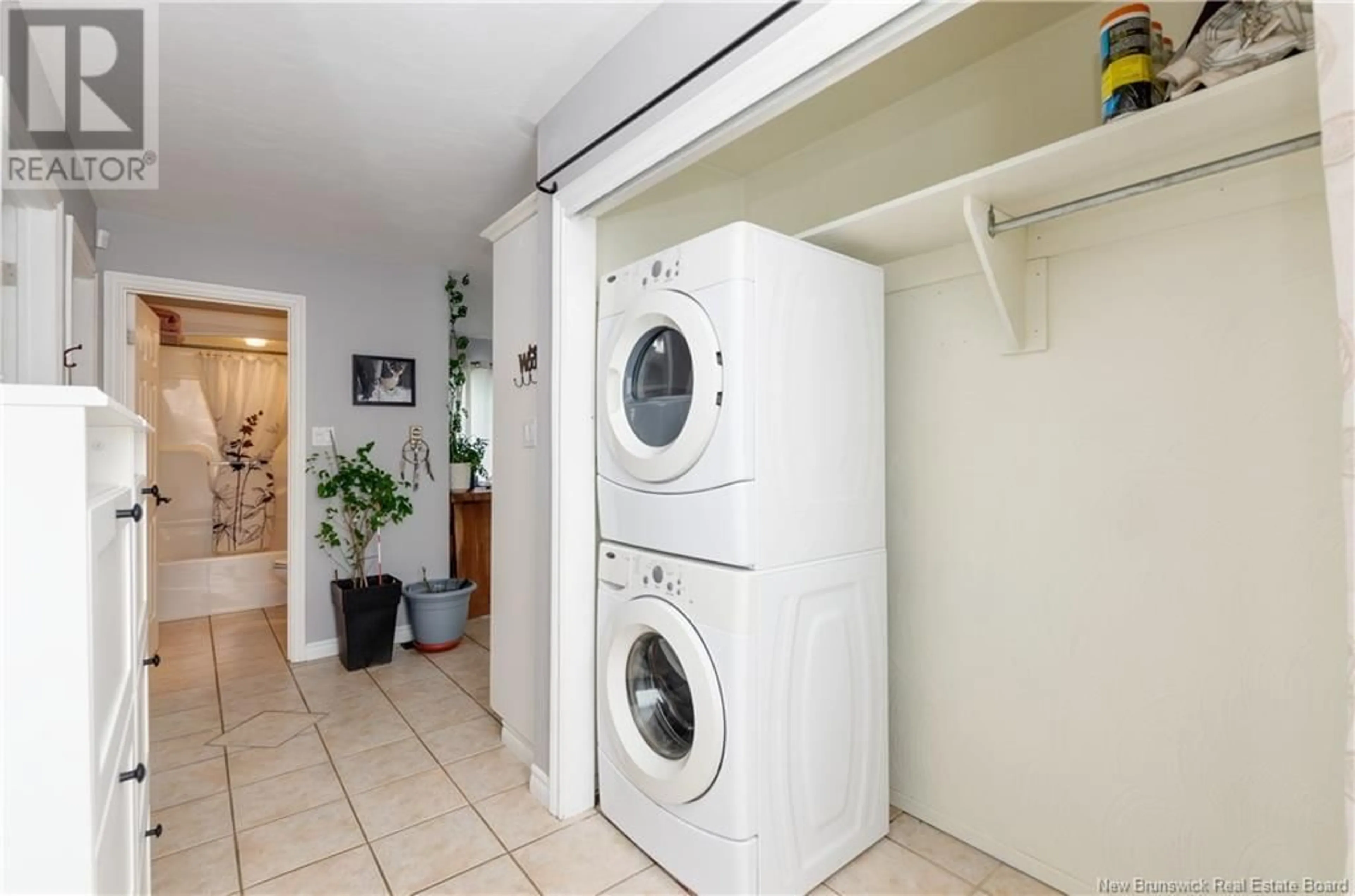 Laundry room for 50 Donald Street, Shediac New Brunswick E4P1P8