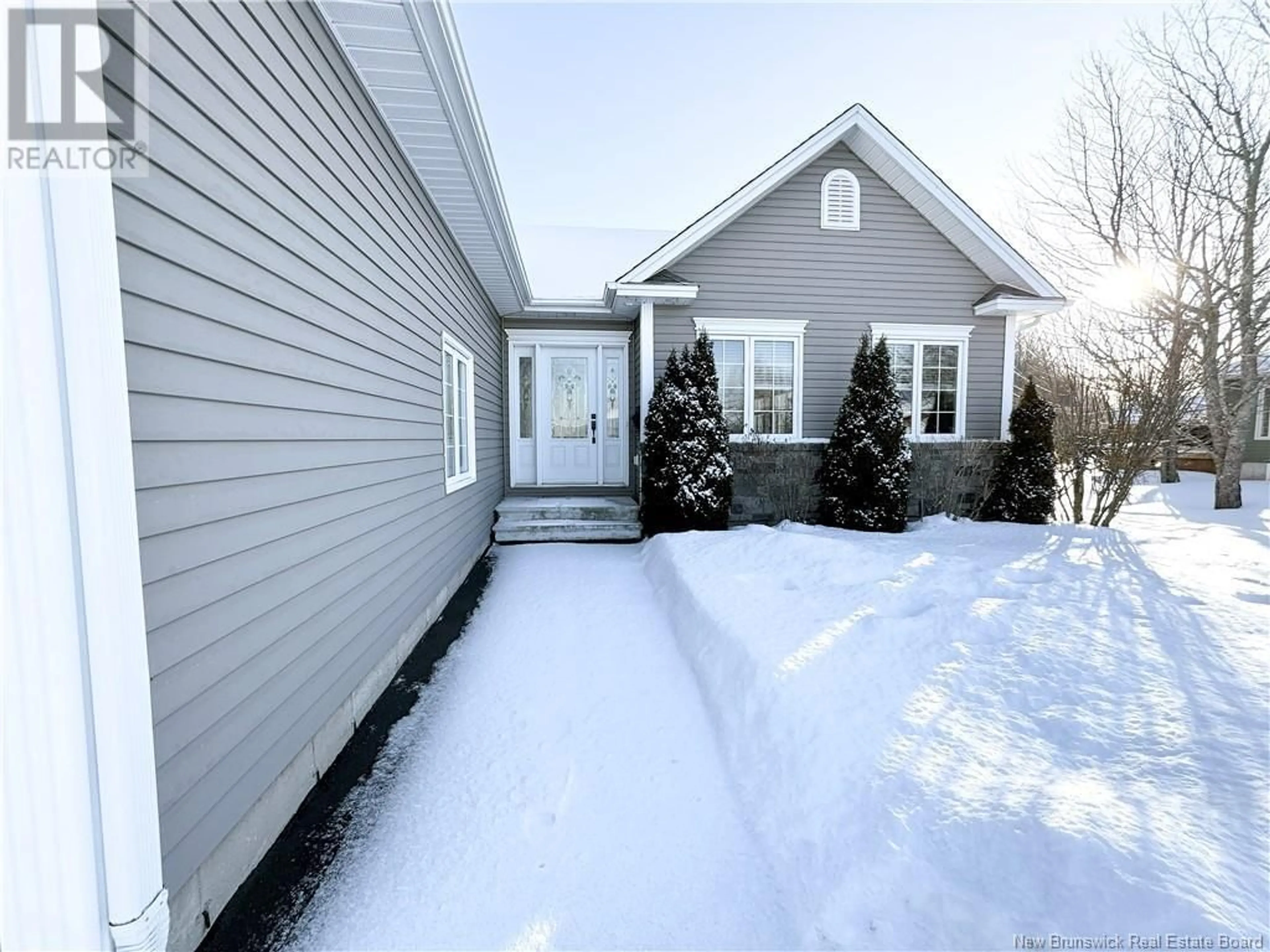 Home with vinyl exterior material, street for 153 GOLDLEAF COURT, Riverview New Brunswick E1B5V3