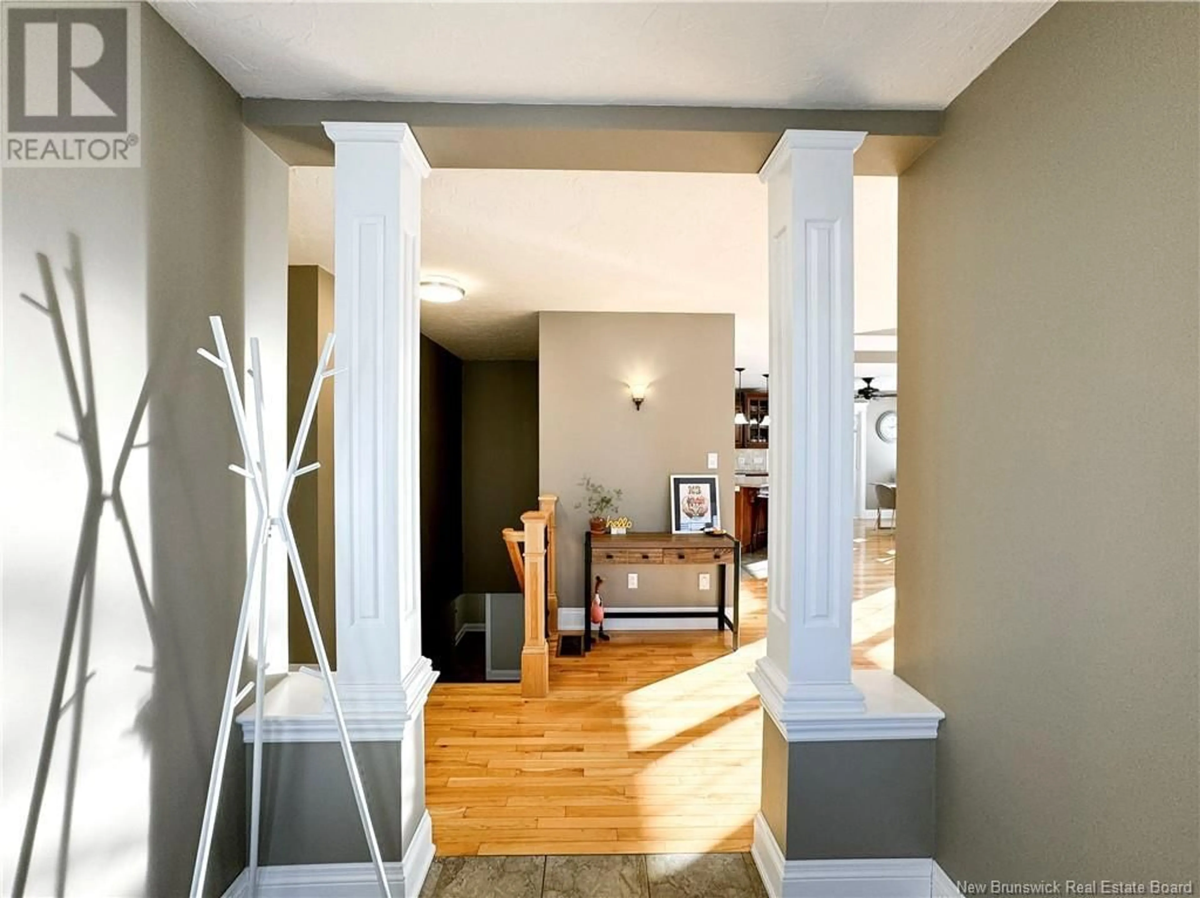 Indoor entryway for 153 GOLDLEAF COURT, Riverview New Brunswick E1B5V3