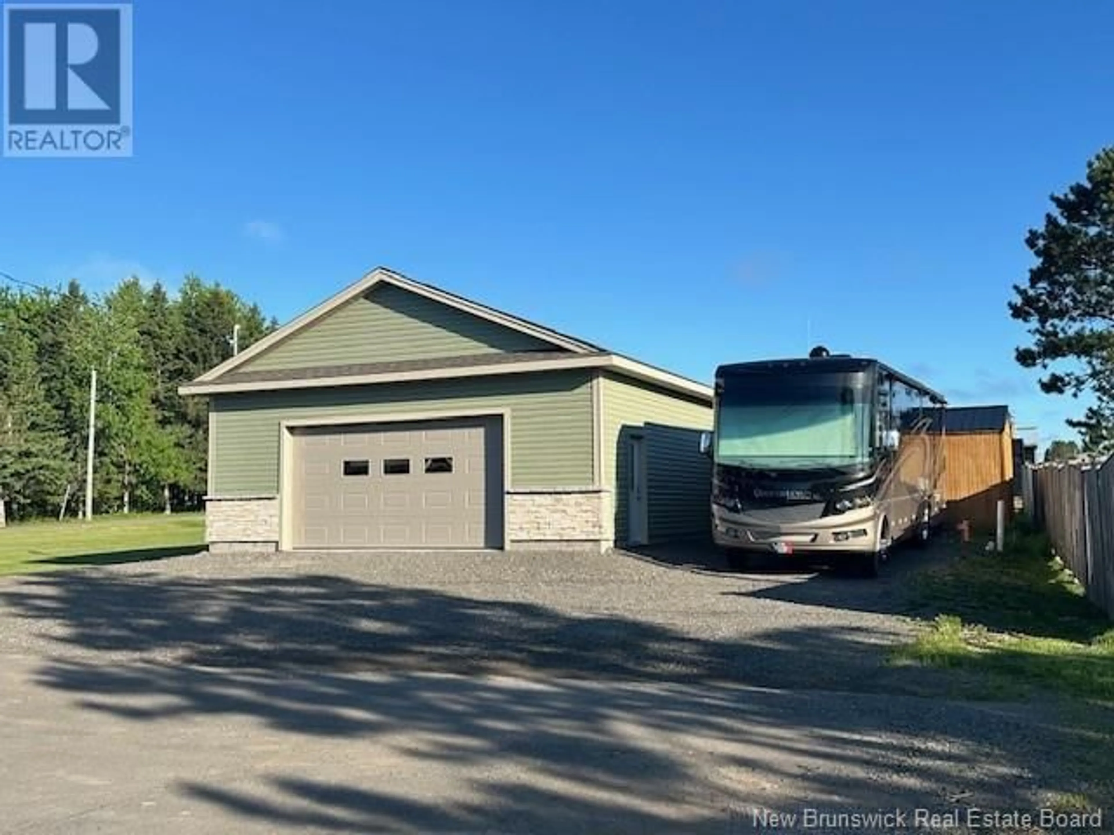 Indoor garage for 4 Hilaire Street, Sainte-Marie-De-Kent New Brunswick E4S1V9