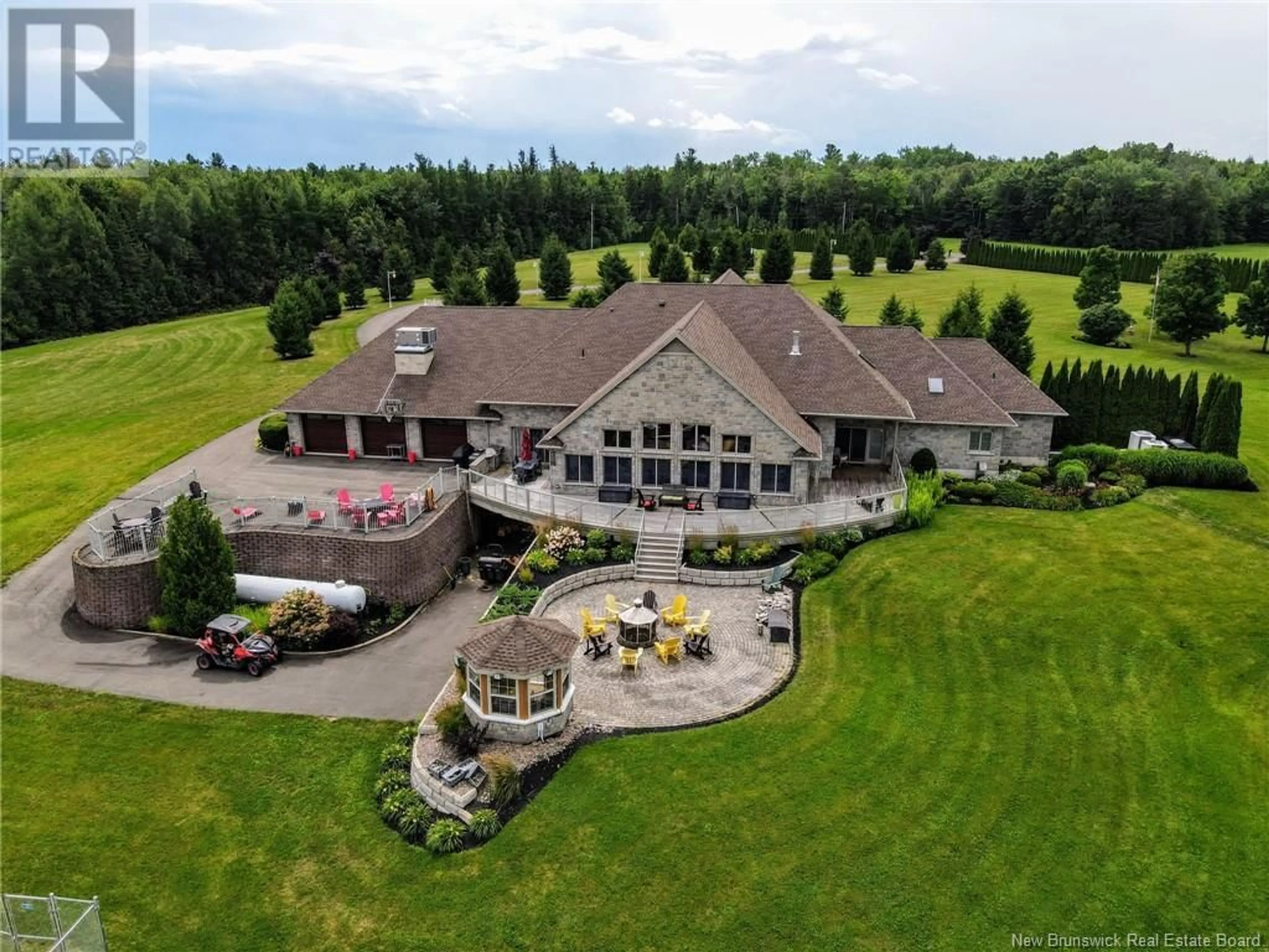 A pic from outside/outdoor area/front of a property/back of a property/a pic from drone, mountain view for 369 ROGERS ROAD, Moncton New Brunswick E1G2N2