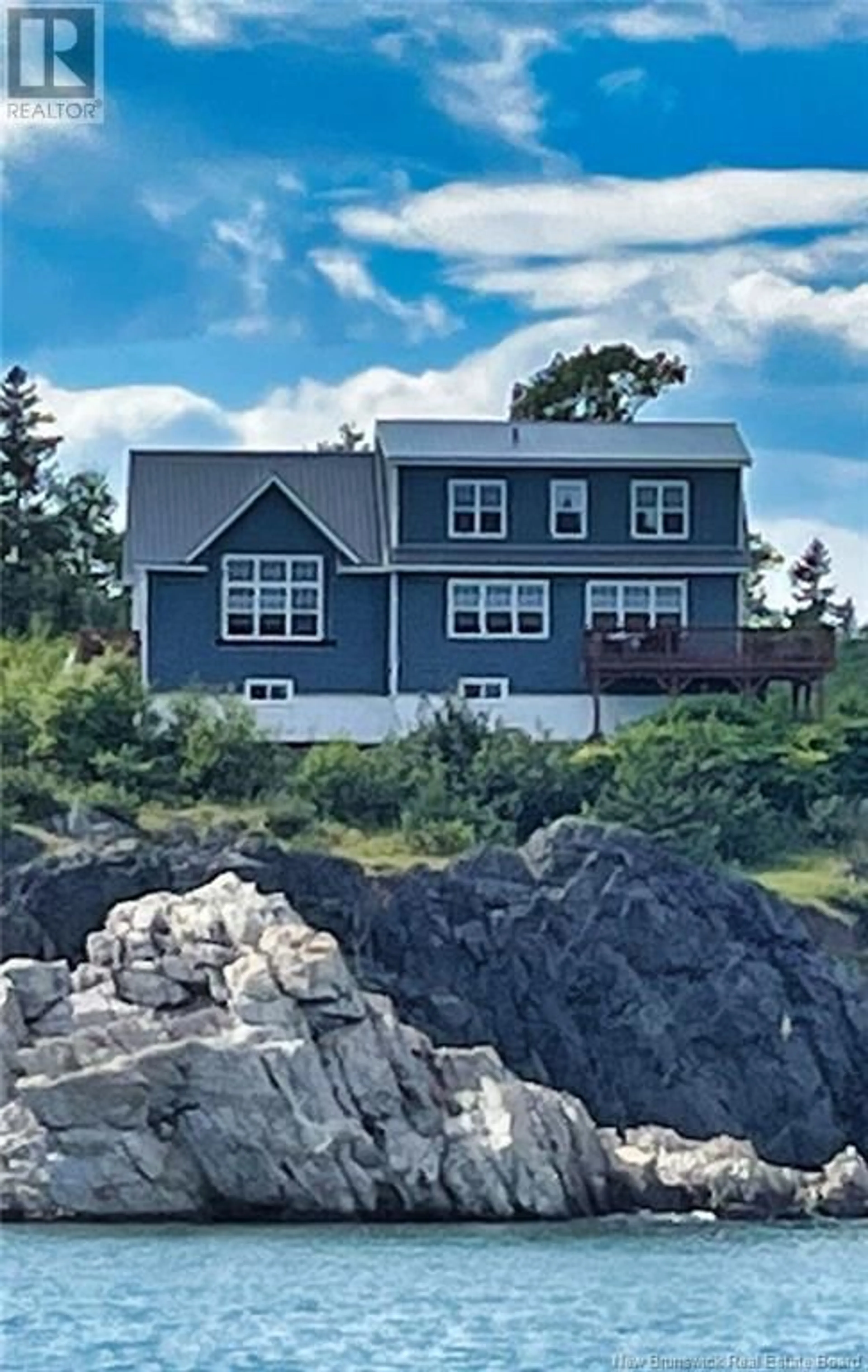 Home with vinyl exterior material, water/lake/river/ocean view for 820 Fundy Drive, Wilsons Beach New Brunswick E5E1X5