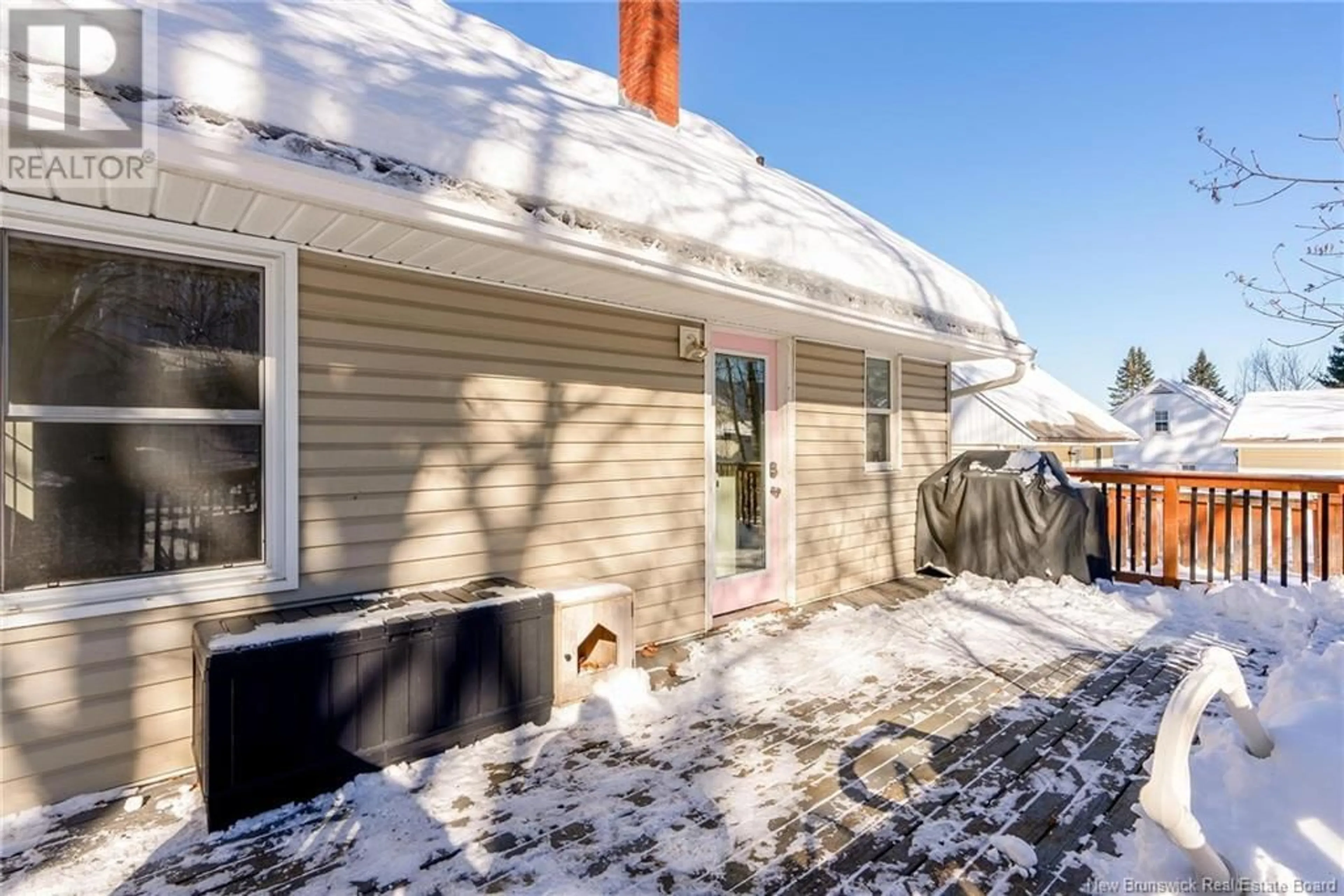 Patio, street for 670 Reid Street, Fredericton New Brunswick E3B3V5