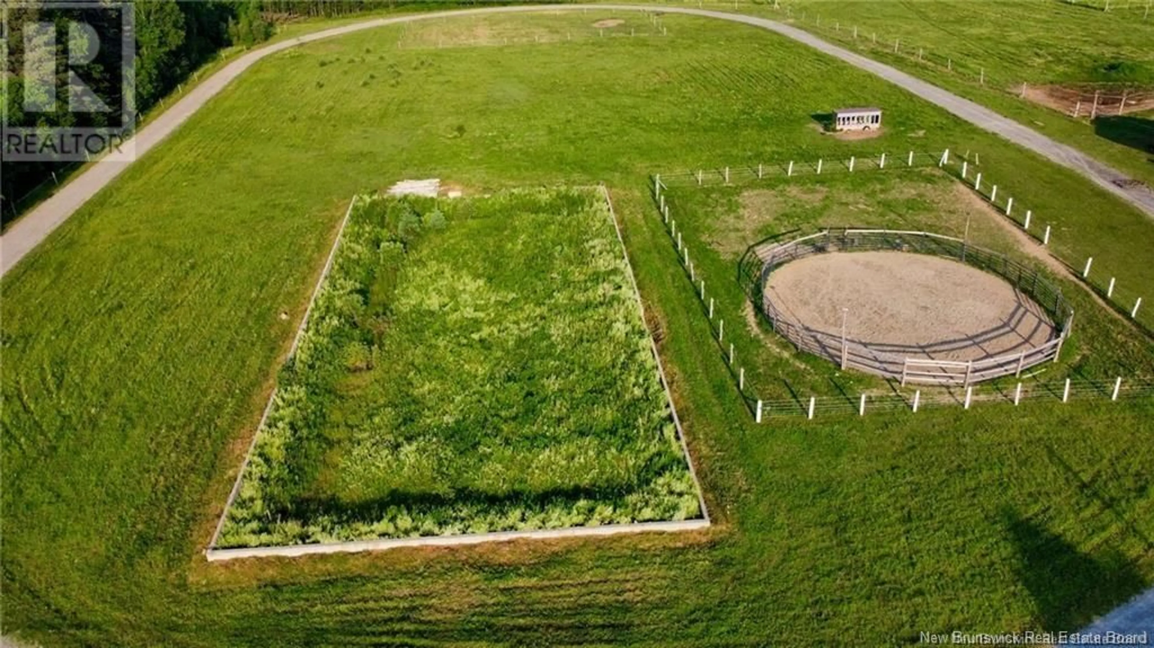 A pic from outside/outdoor area/front of a property/back of a property/a pic from drone, building for 198 Bedell Settlement Road, Bedell New Brunswick E7M4S2