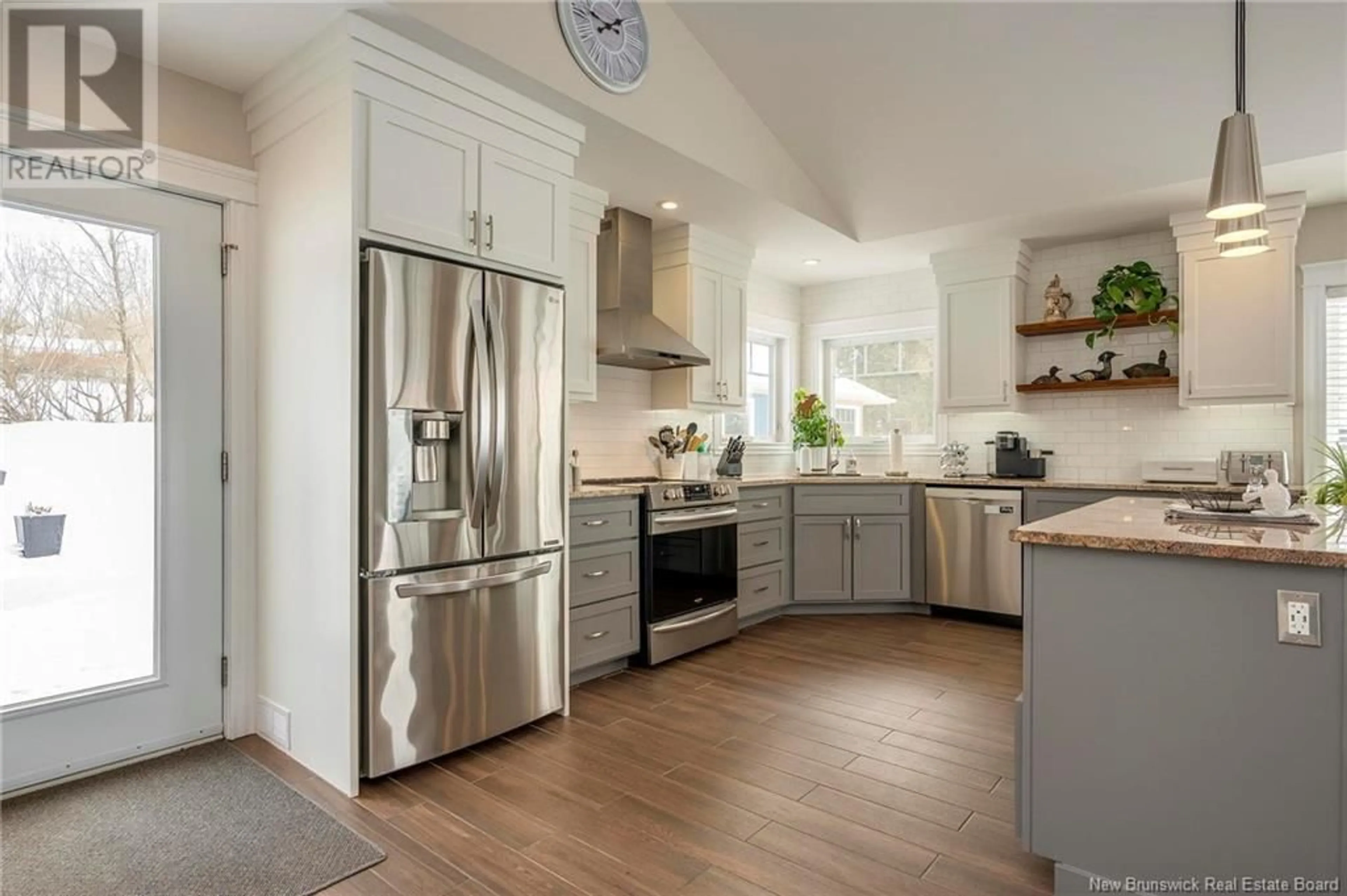 Open concept kitchen, unknown for 574 Gondola Point Road, Quispamsis New Brunswick E2E1J9