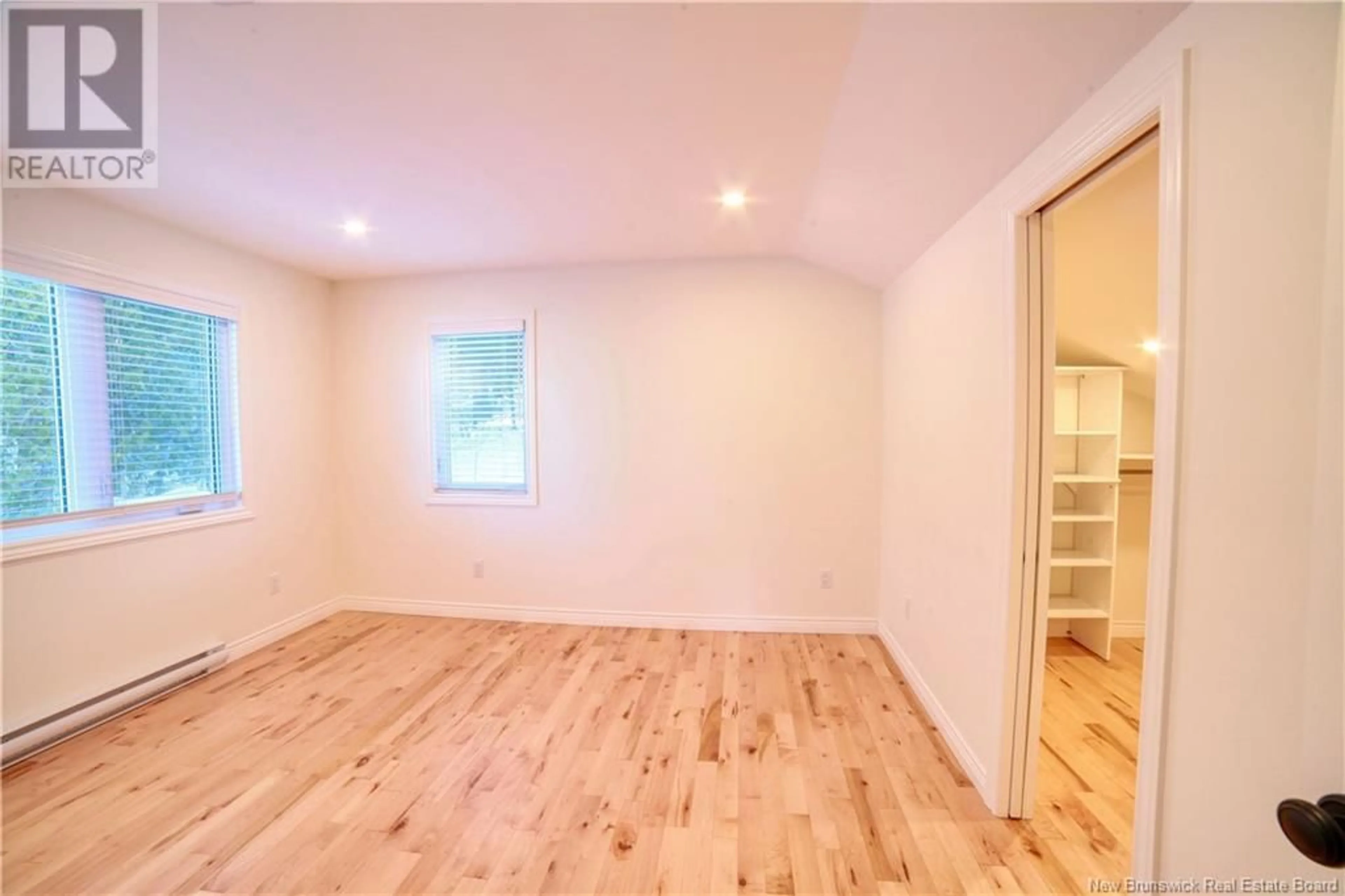 A pic of a room for 4 COTE BLEU, Bathurst New Brunswick E2A3E8
