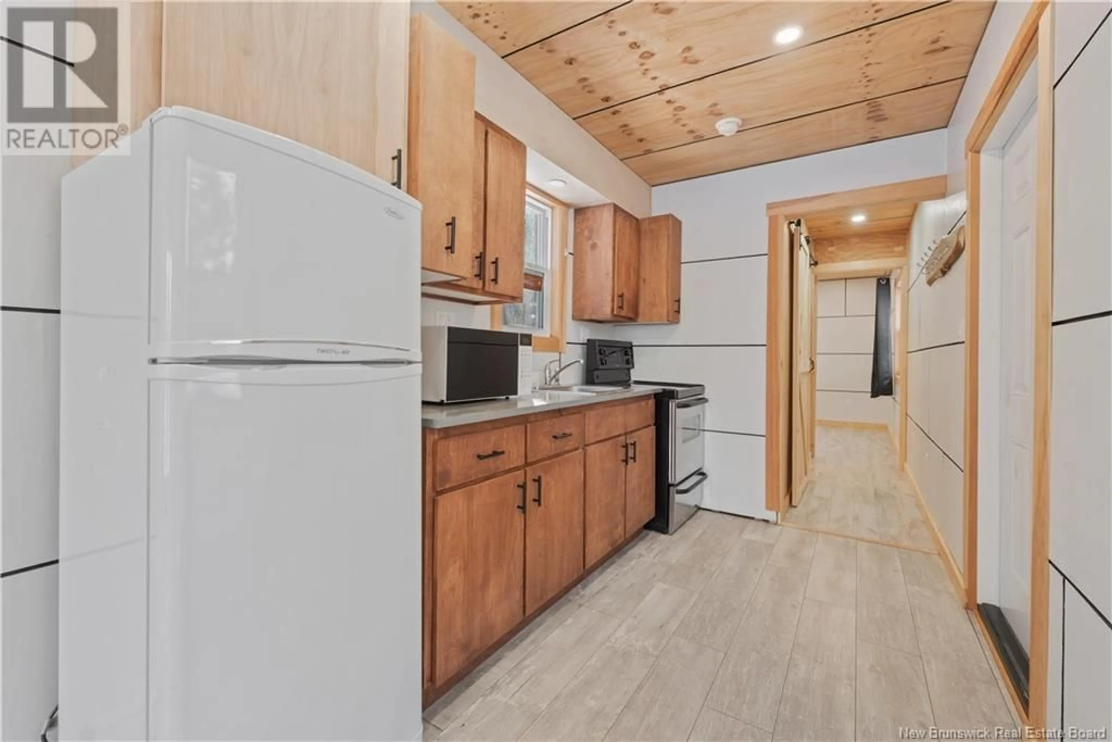 Standard kitchen, wood/laminate floor for 53 STANLEY STREET, Lower Coverdale New Brunswick E1J1E5