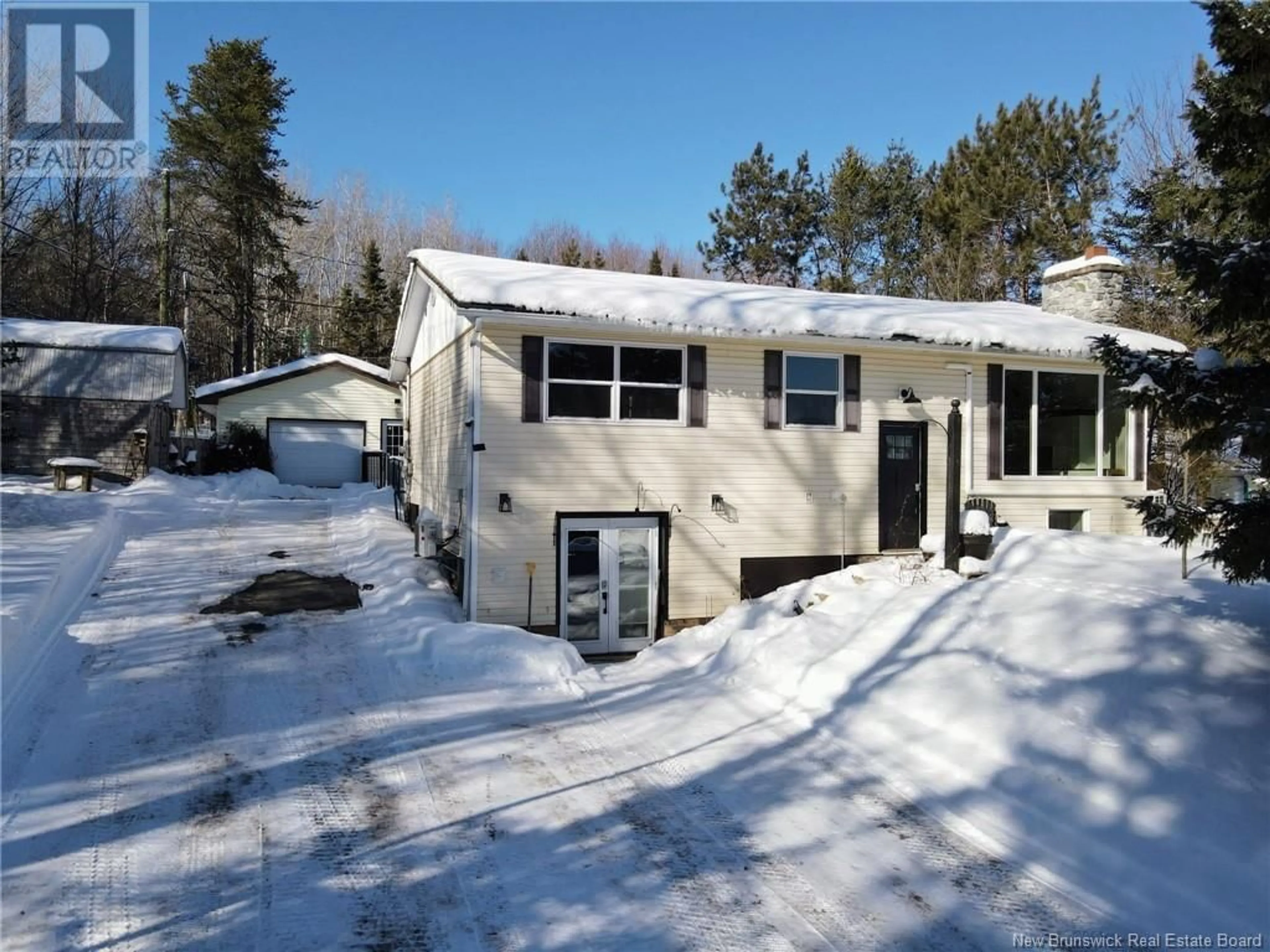 A pic from outside/outdoor area/front of a property/back of a property/a pic from drone, street for 31 Pleasantview Street, Lutes Mountain New Brunswick E1C2J6