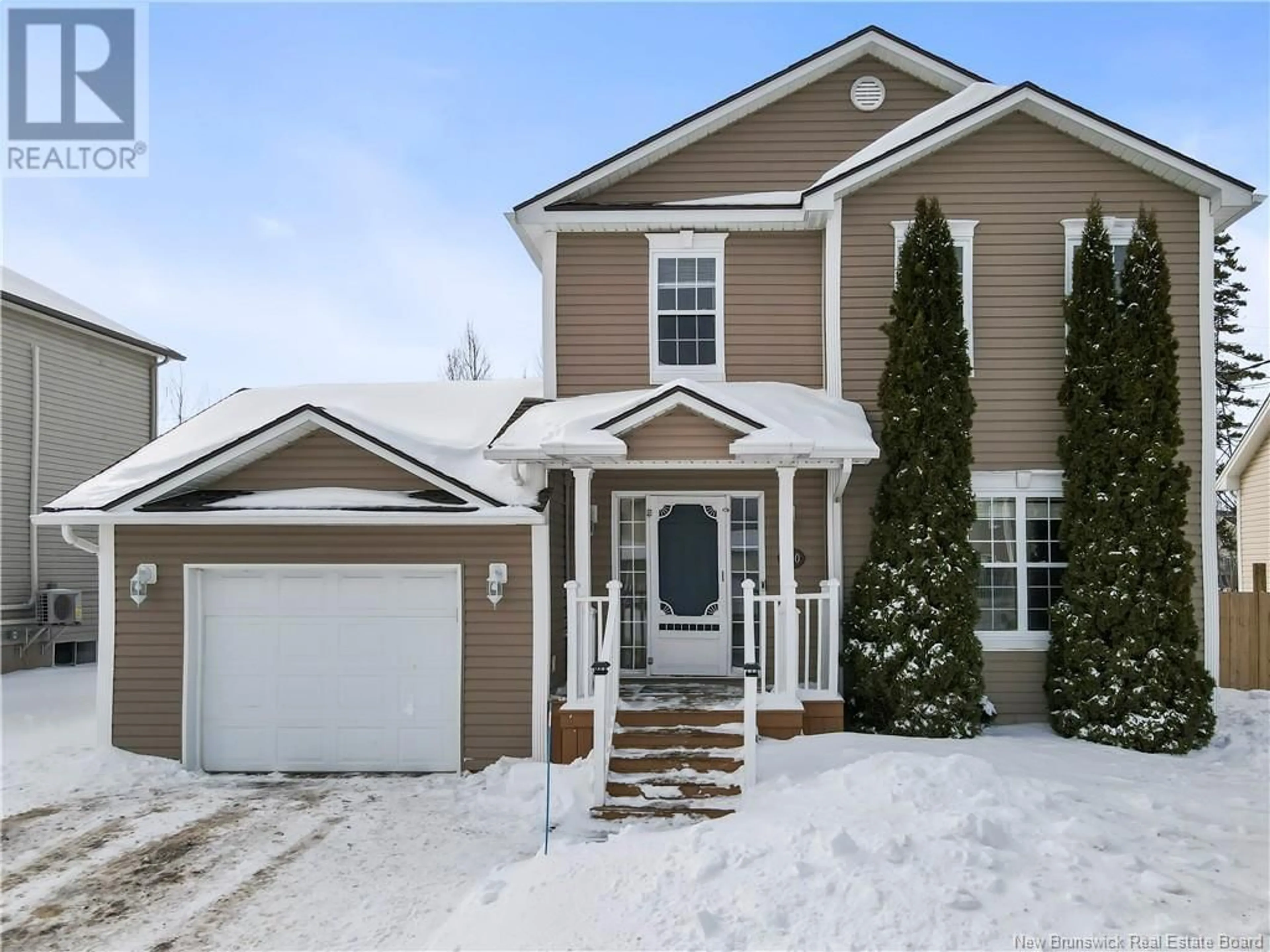 Home with vinyl exterior material, street for 380 Twin Oaks Drive, Moncton New Brunswick E1G4W7