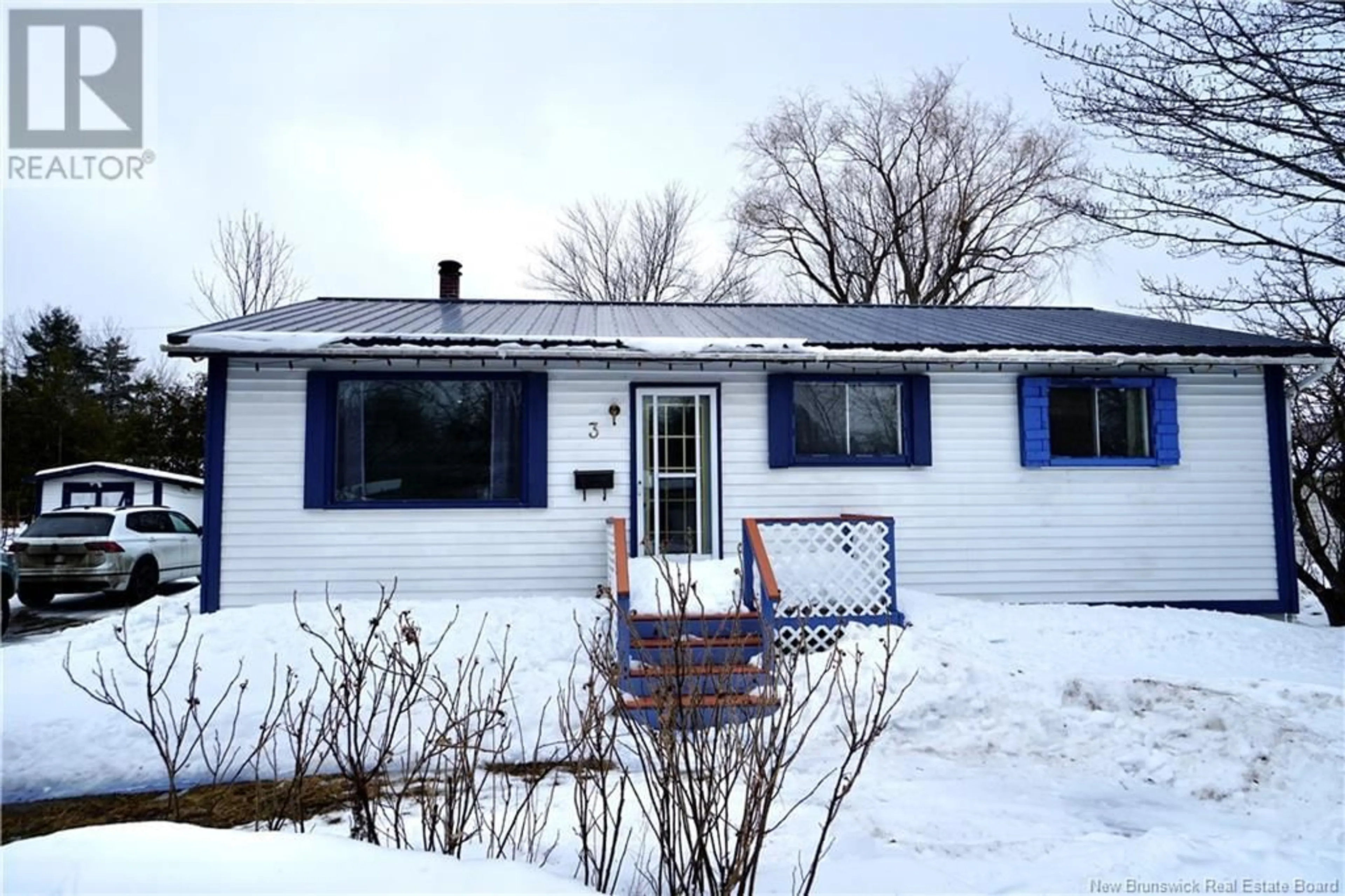 Home with vinyl exterior material, street for 3 Sprucewood Court, St. Stephen New Brunswick E3L2V4