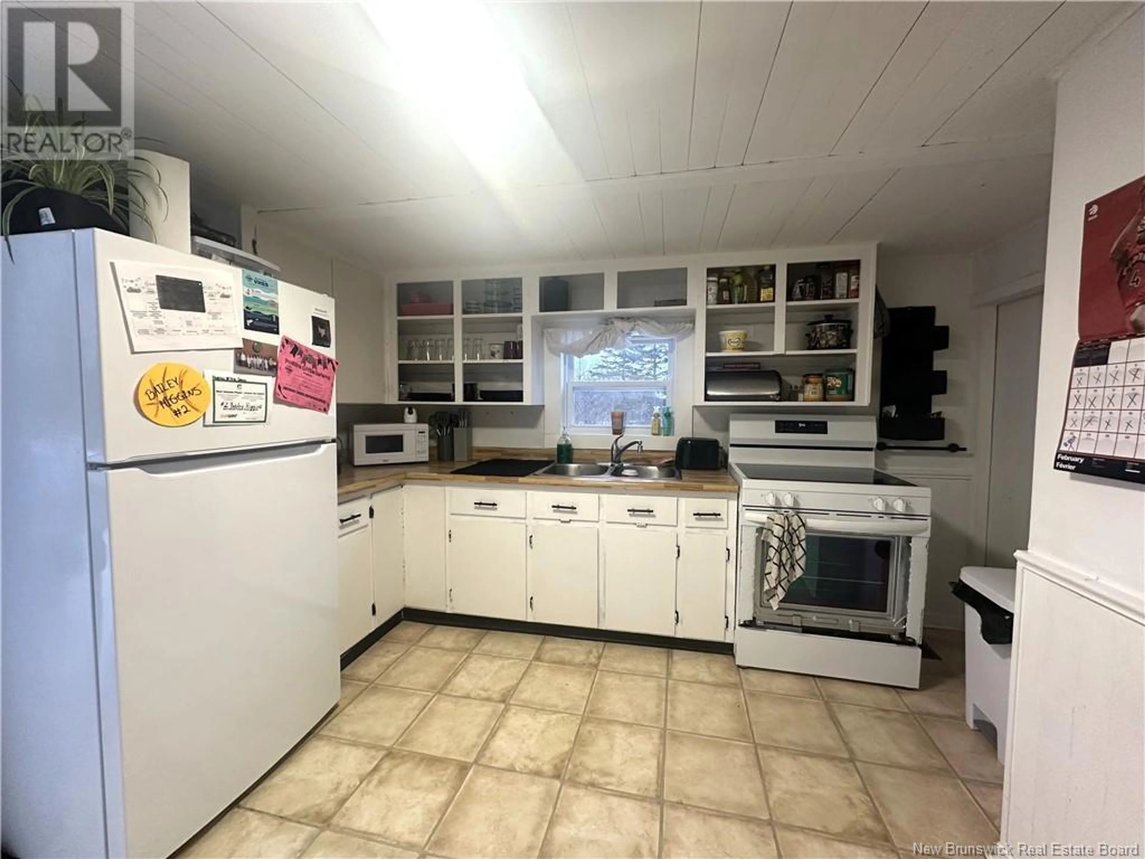 Standard kitchen, ceramic/tile floor for 480 Route 170, Oak Bay New Brunswick E3L3Y4