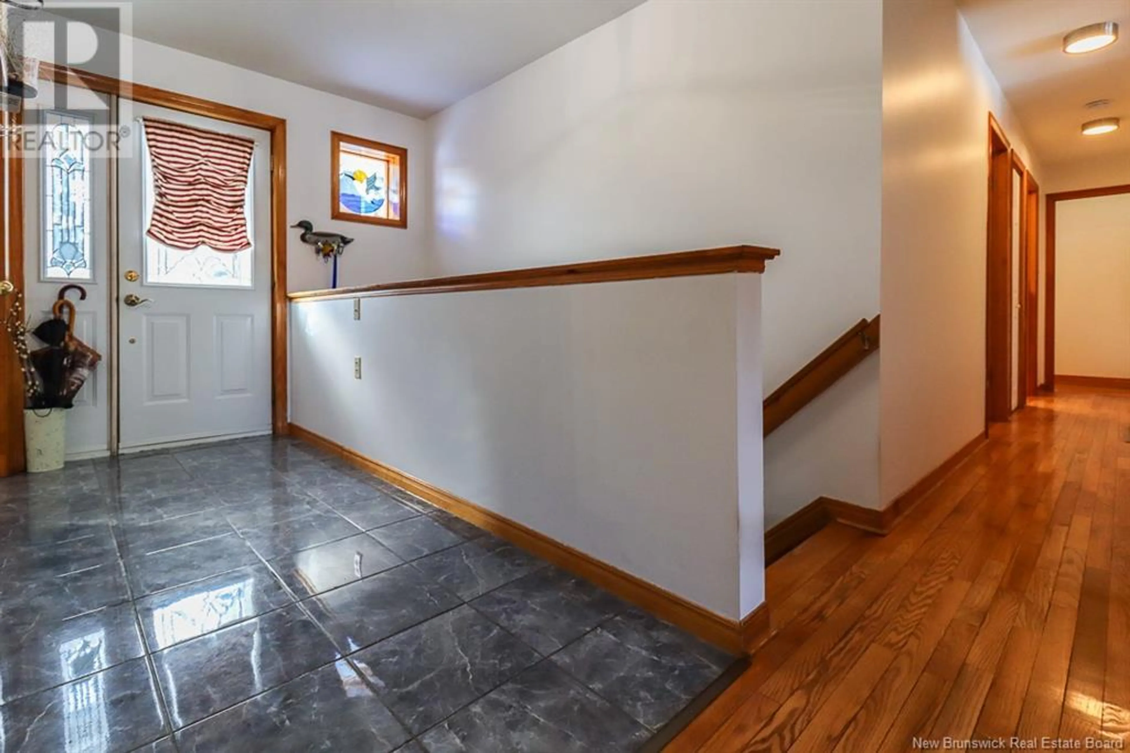 Indoor foyer for 27 MAXWELL DRIVE, Sussex New Brunswick E4E2E1