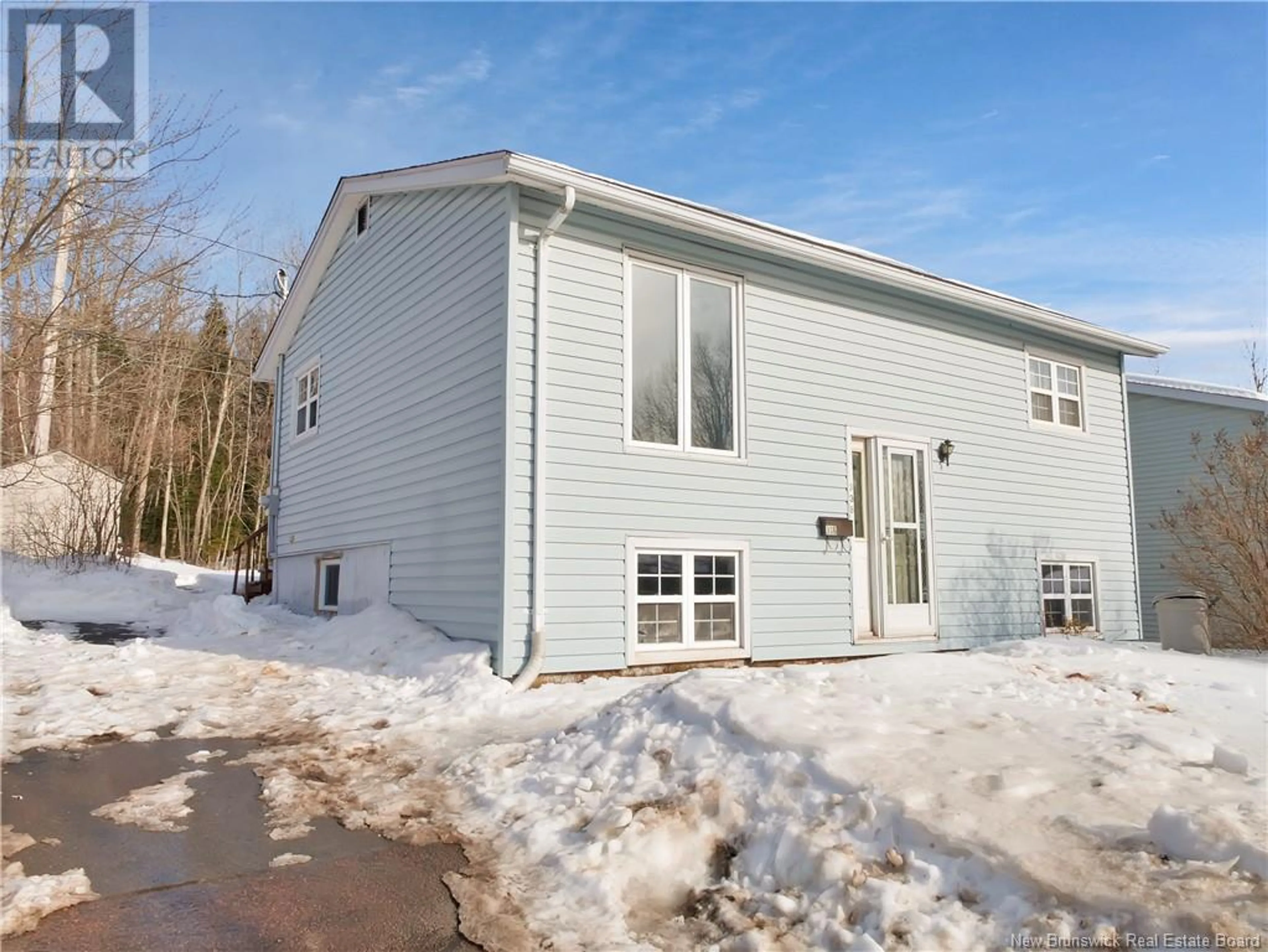 Home with vinyl exterior material, building for 338 WestBrook Circle, Moncton New Brunswick E1E2M2