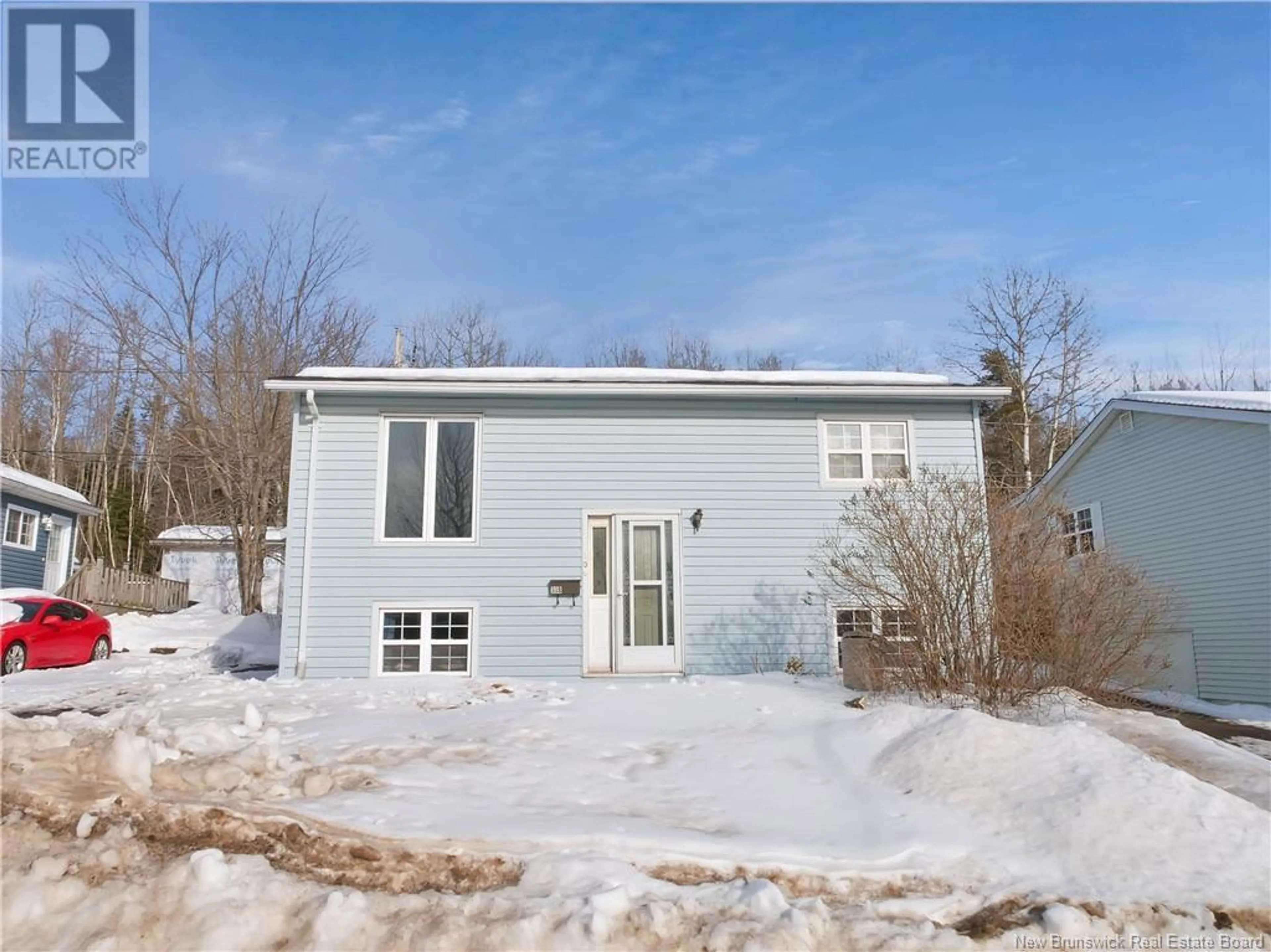 Home with vinyl exterior material, unknown for 338 WestBrook Circle, Moncton New Brunswick E1E2M2