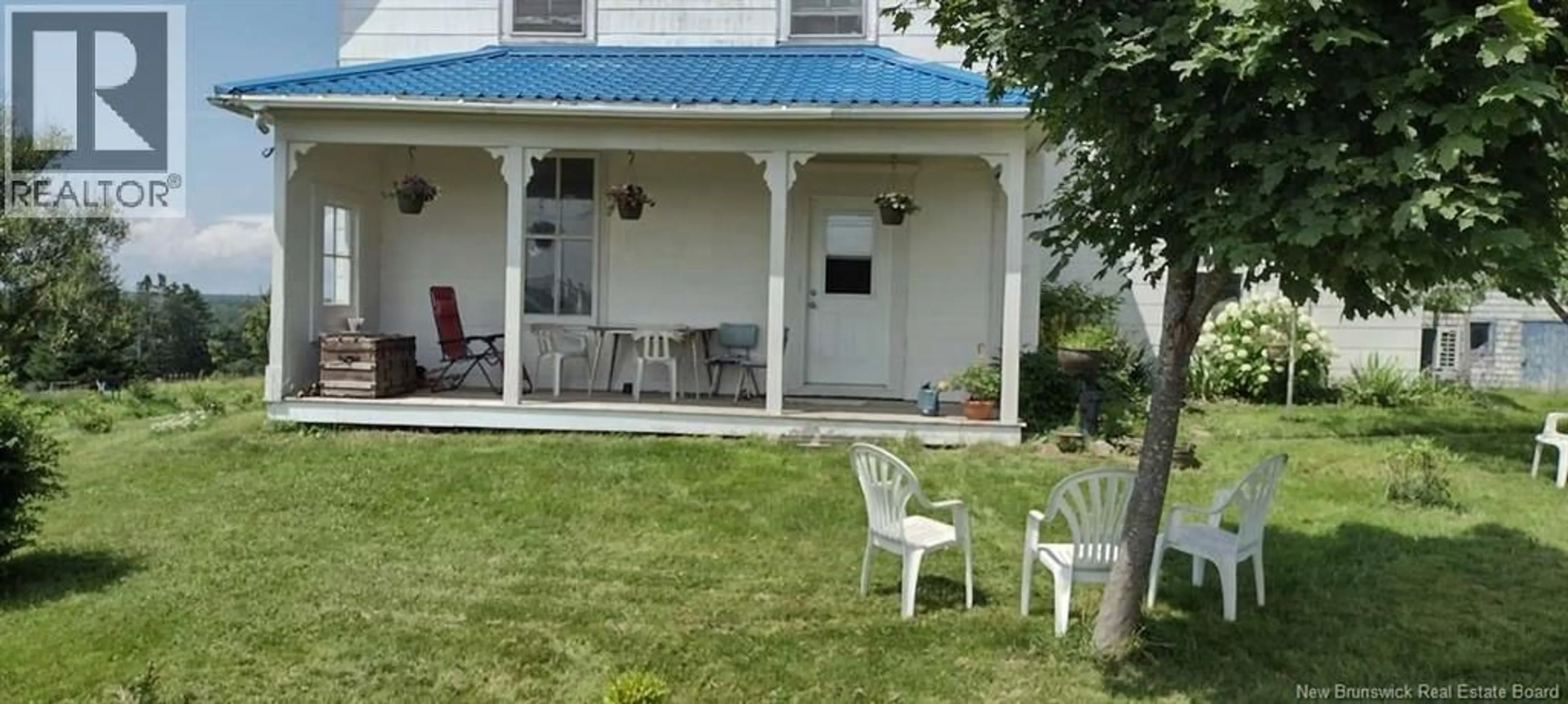 Patio, street for 131 FAIRFIELD ROAD, Sackville New Brunswick E4L2X5
