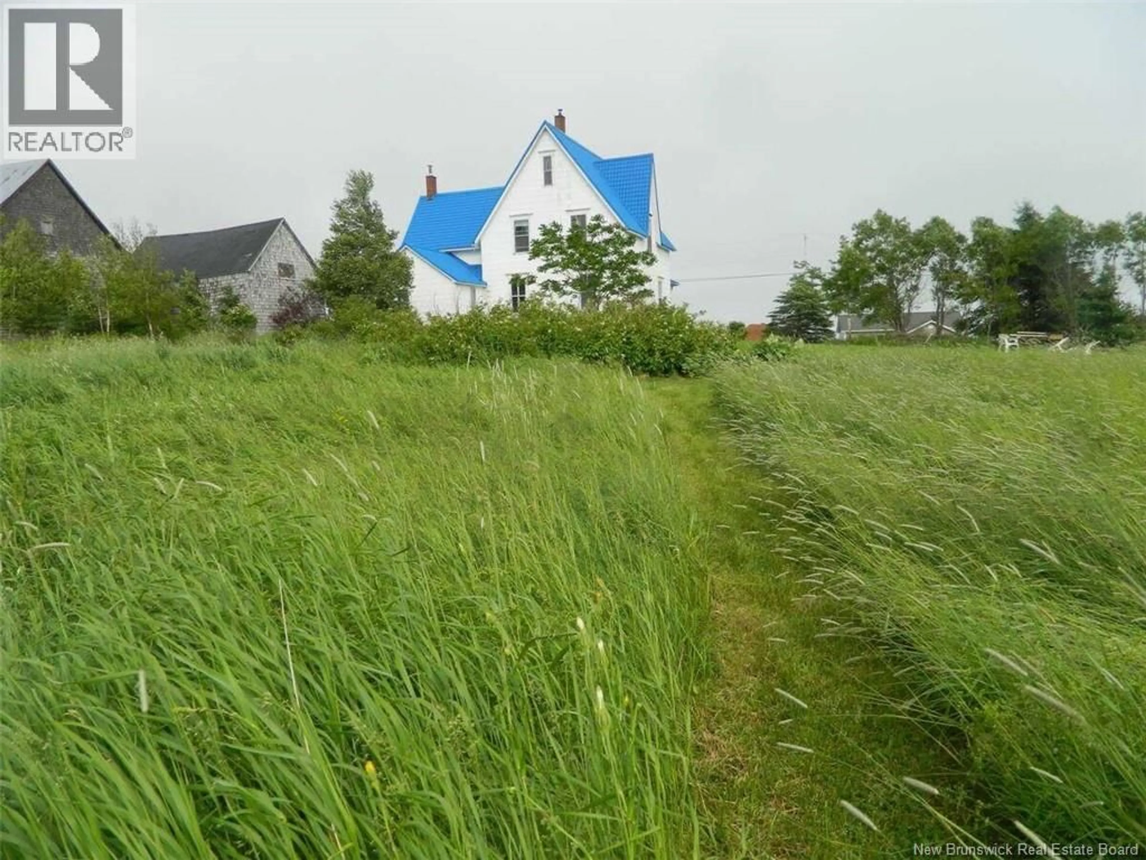 Blurry image for 131 FAIRFIELD ROAD, Sackville New Brunswick E4L2X5