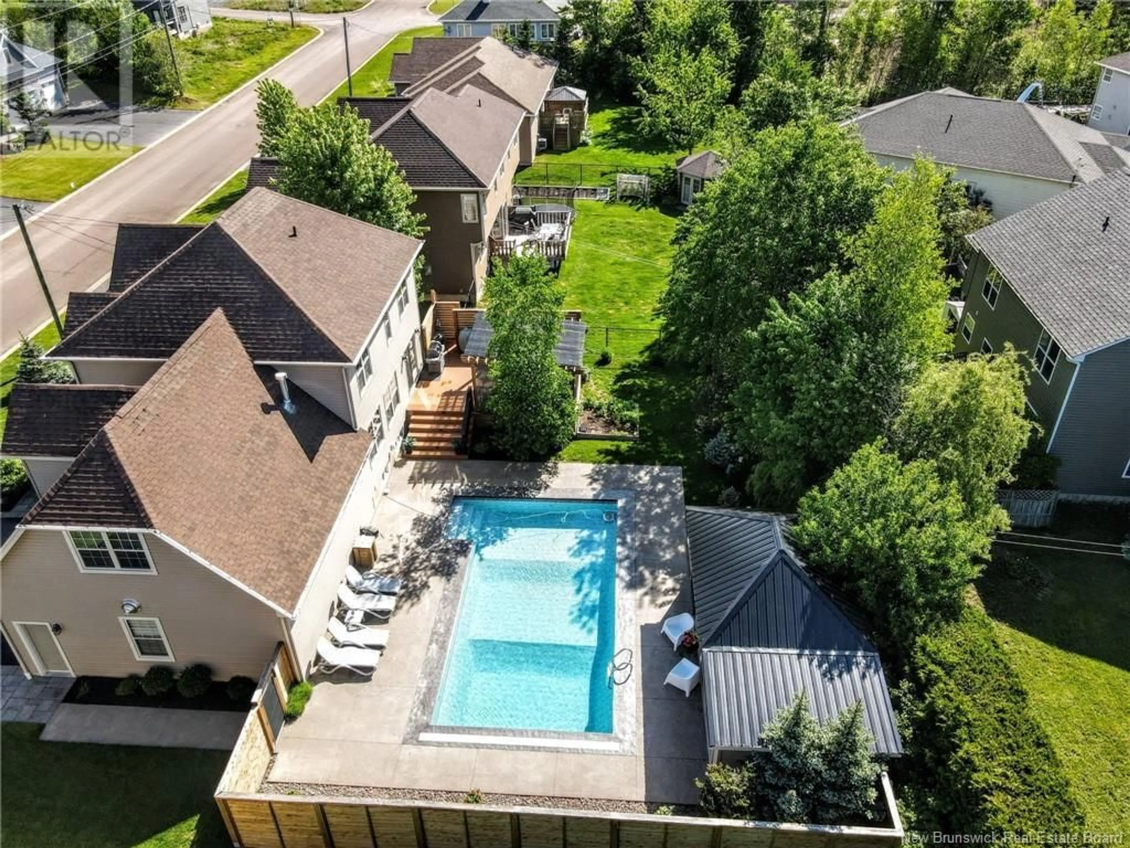A pic from outside/outdoor area/front of a property/back of a property/a pic from drone, unknown for 394 BELLIVEAU STREET, Dieppe New Brunswick E1A6W6