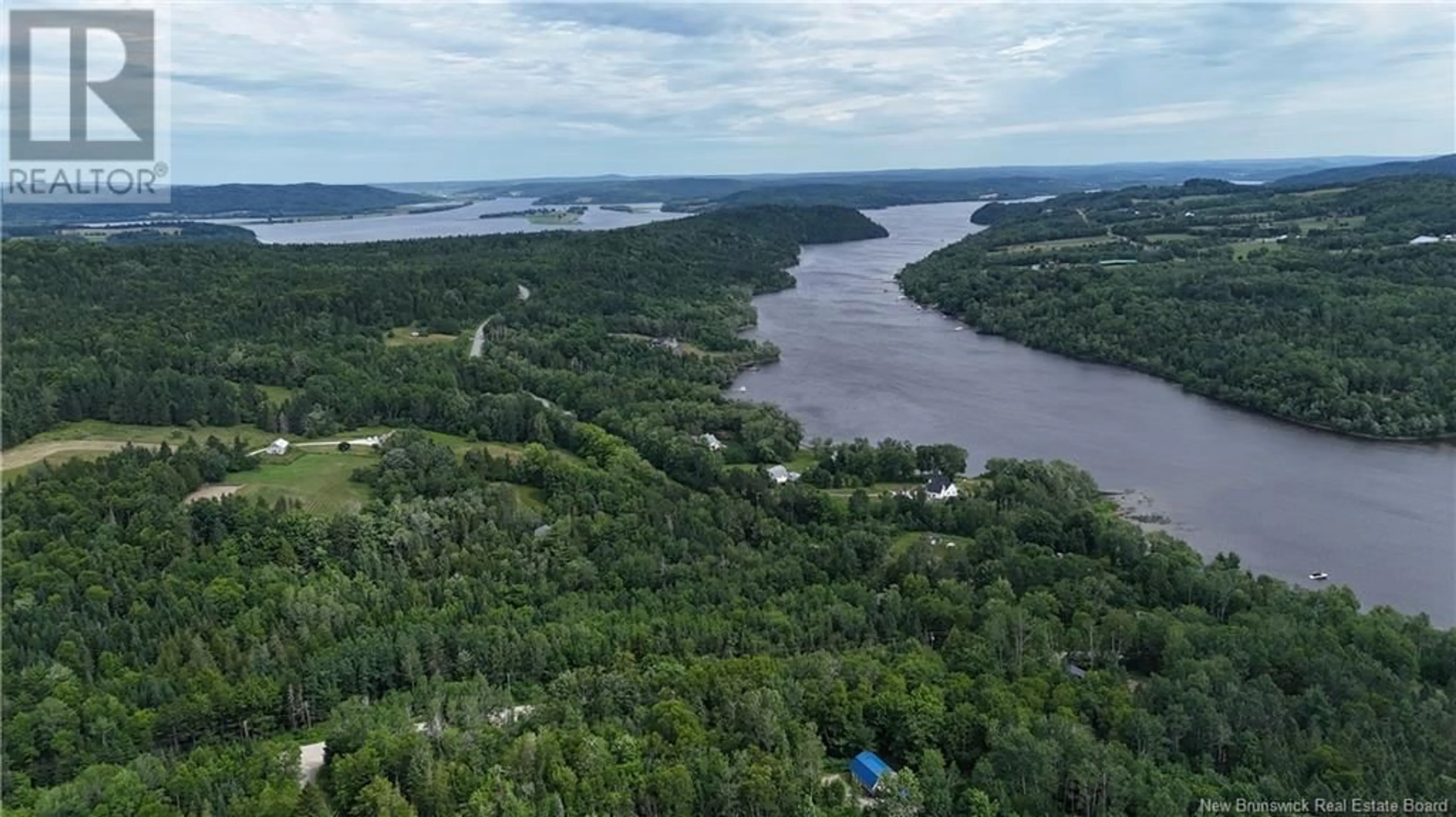 A pic from outside/outdoor area/front of a property/back of a property/a pic from drone, water/lake/river/ocean view for 86 OLD REACH ROAD, Kingston New Brunswick E5N1B2