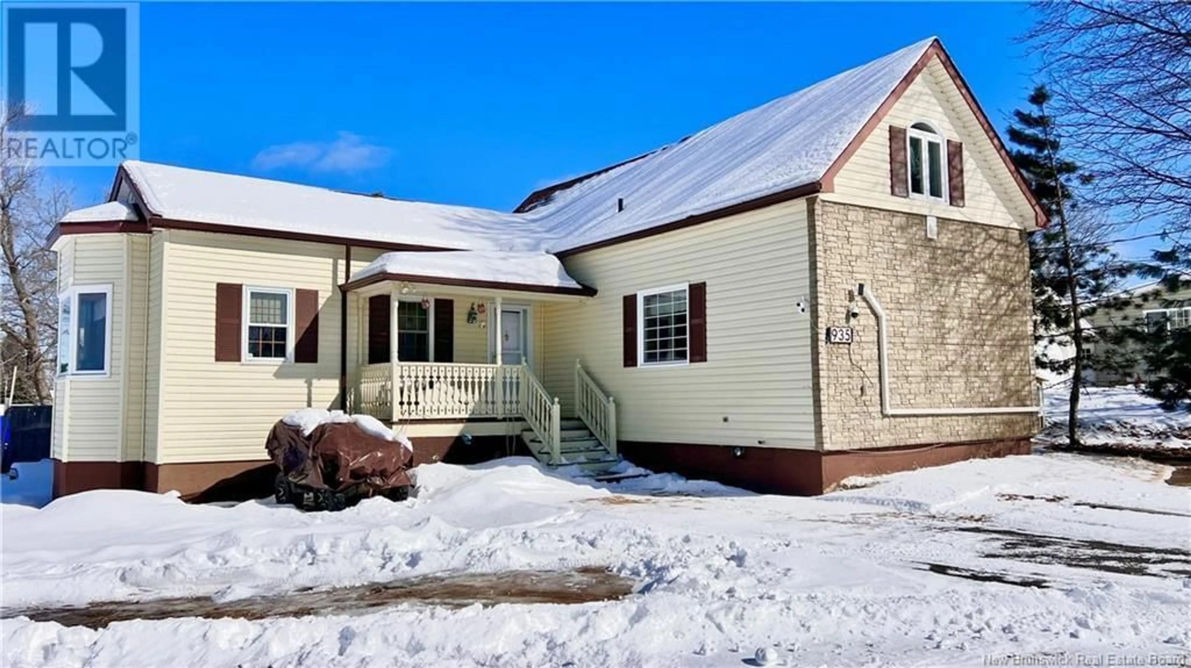 Unknown for 935 MILLER, Bathurst New Brunswick E2A2J5