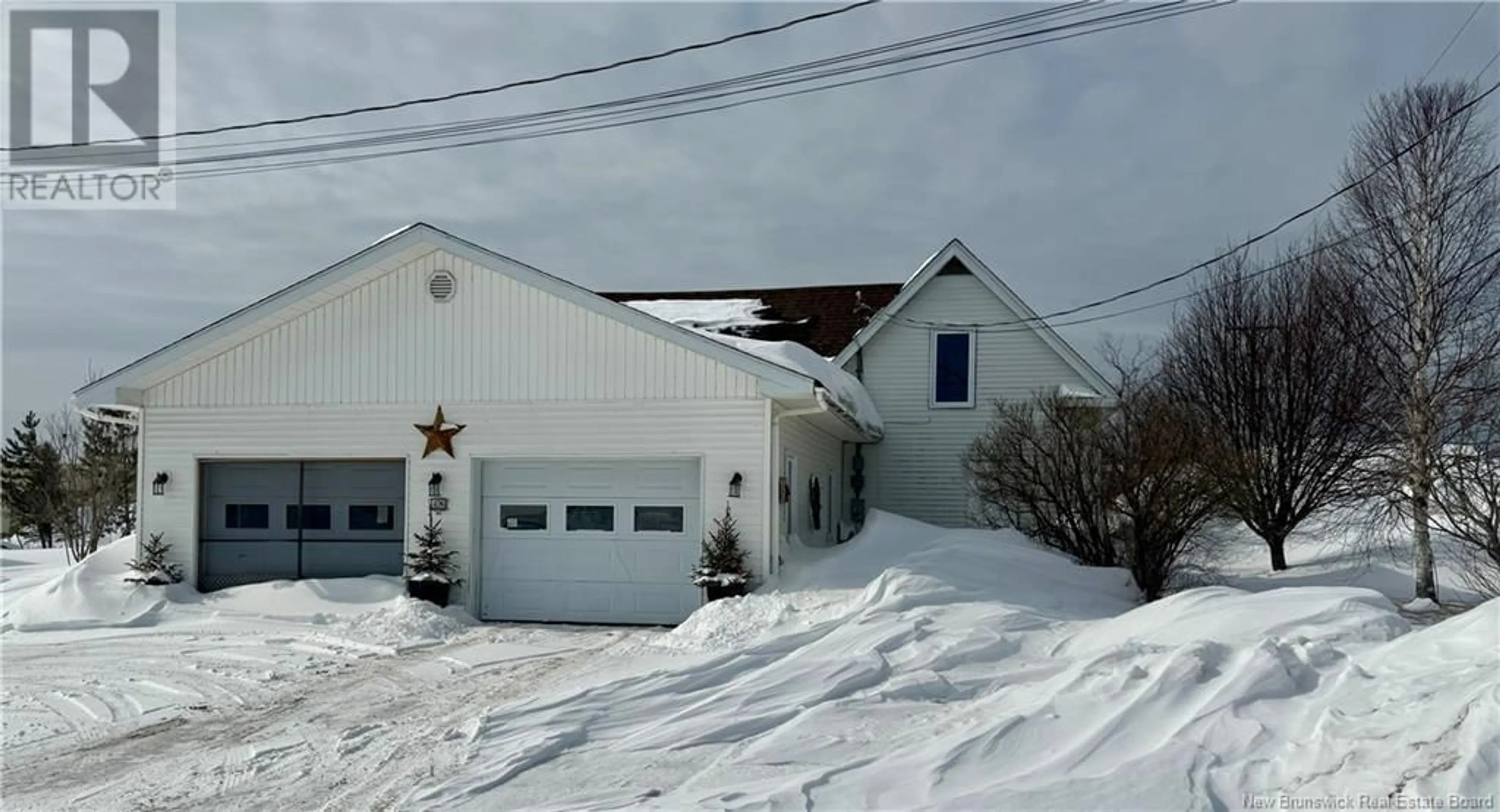 A pic from outside/outdoor area/front of a property/back of a property/a pic from drone, street for 46 CN ROAD, Grand-Sault/Grand Falls New Brunswick E3Y3V4