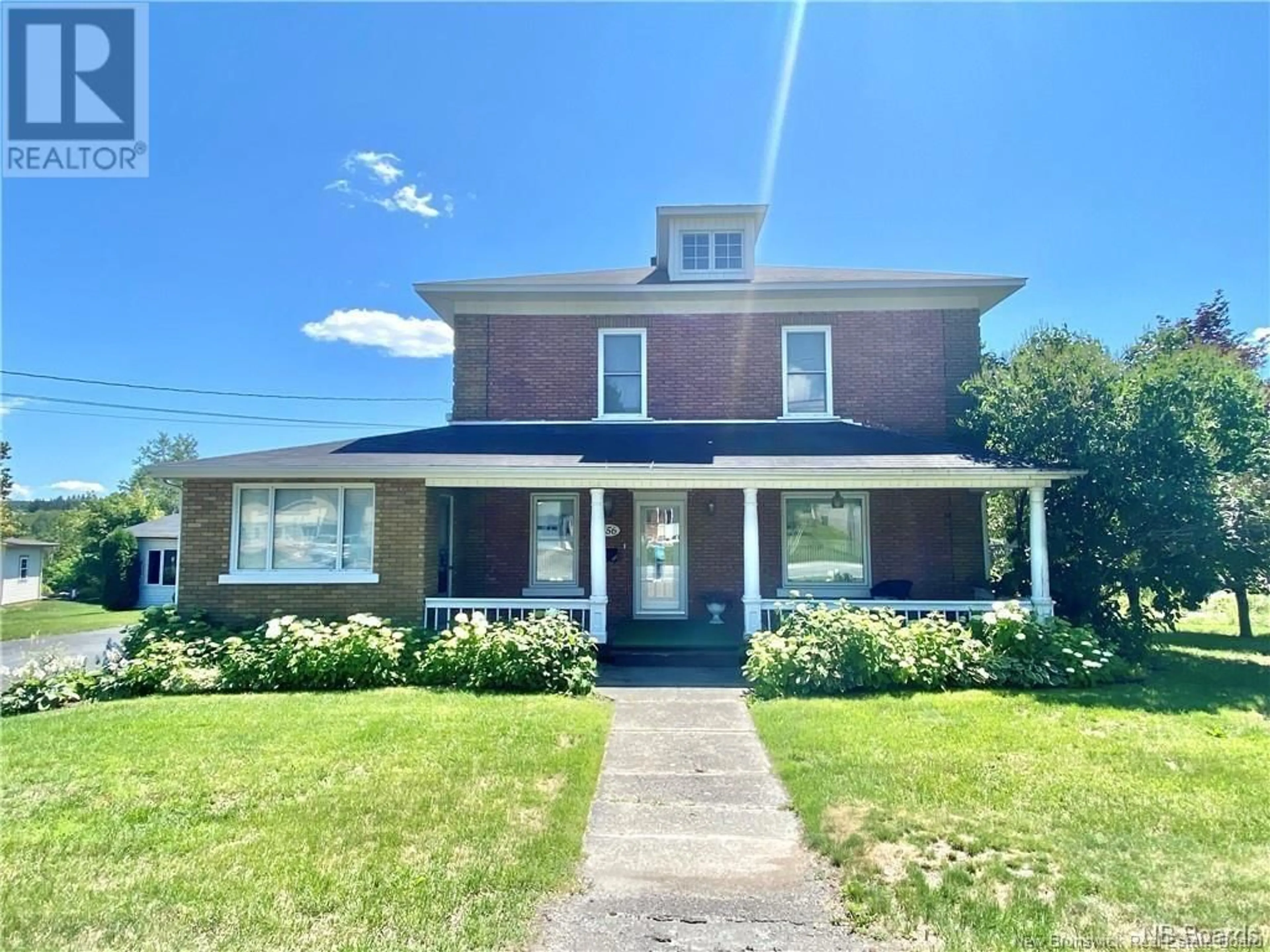 Home with brick exterior material, building for 556 ST-FRANCOIS STREET, Edmundston New Brunswick E3V1G8