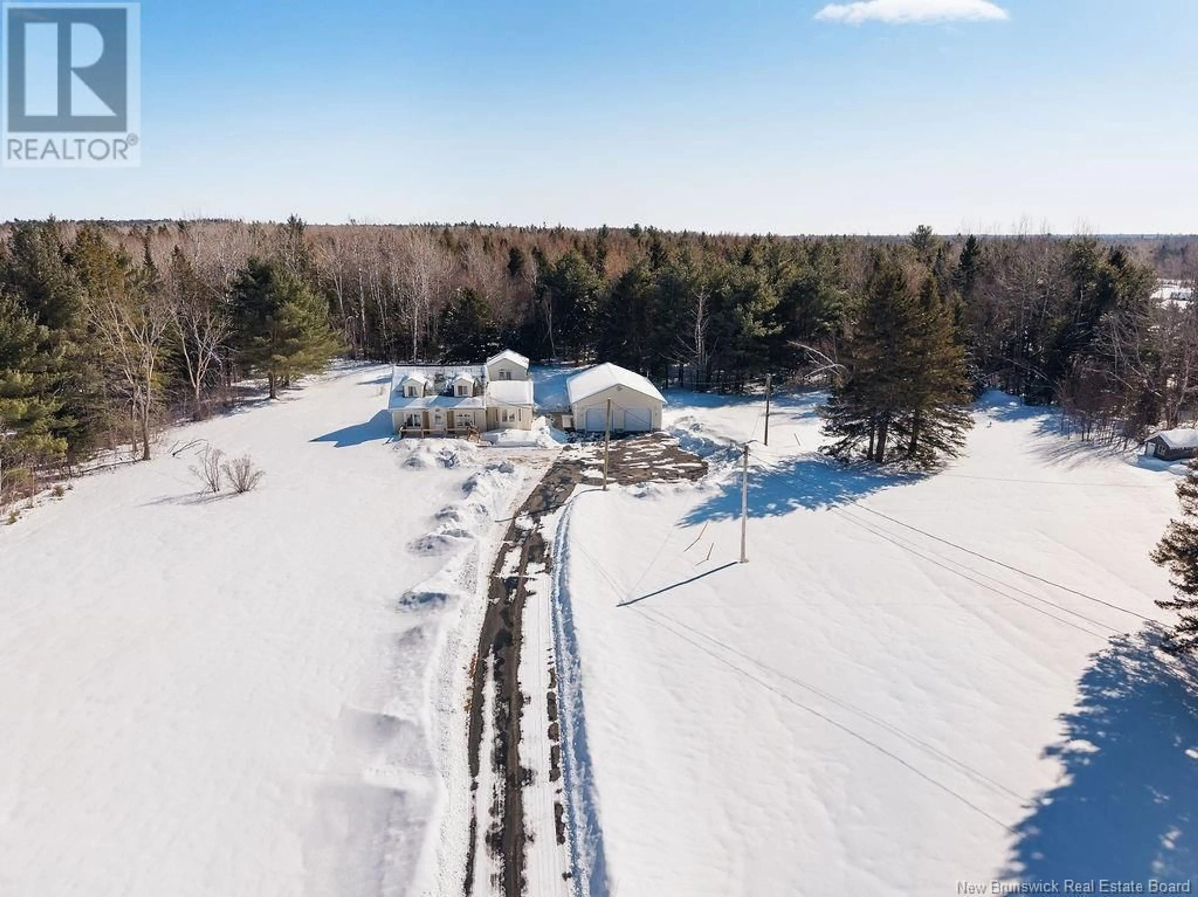 Floor plan for 8 DOUGLASFIELD ROAD, Miramichi New Brunswick E1N4S1