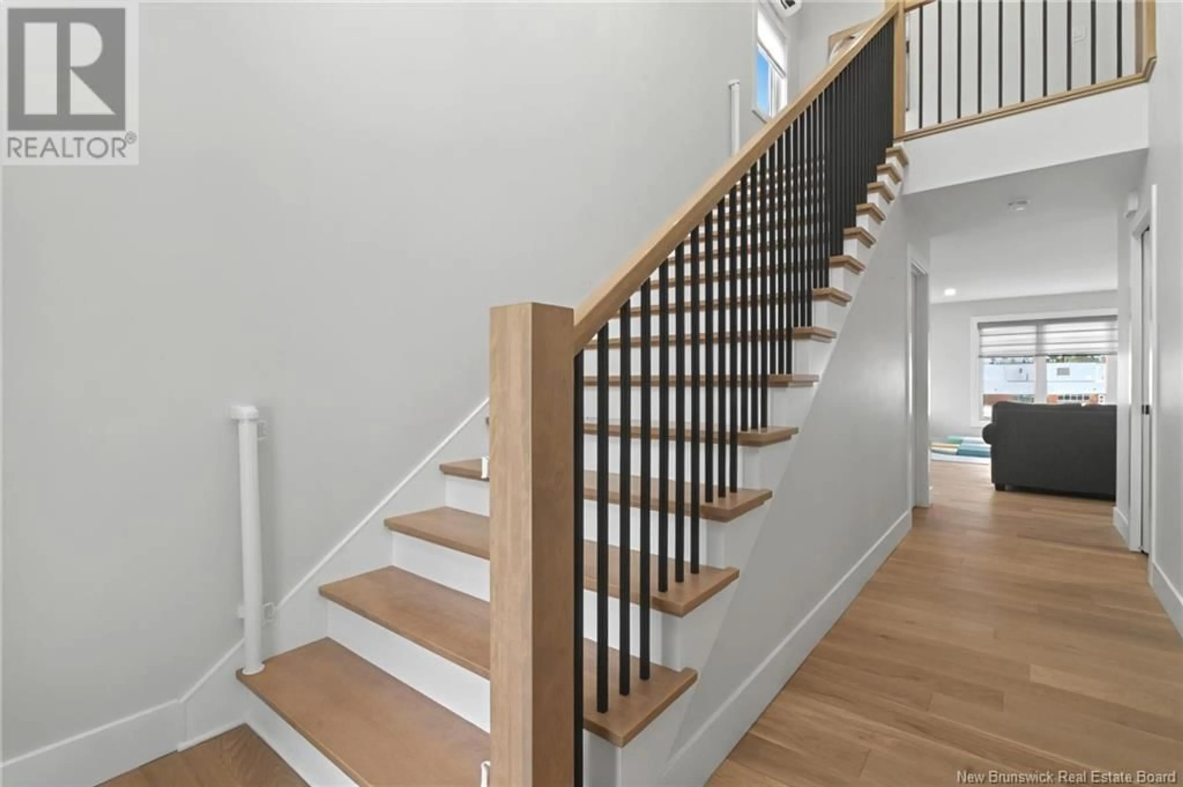 Stairs for 104 des Eleves Street, Dieppe New Brunswick E1A4V6